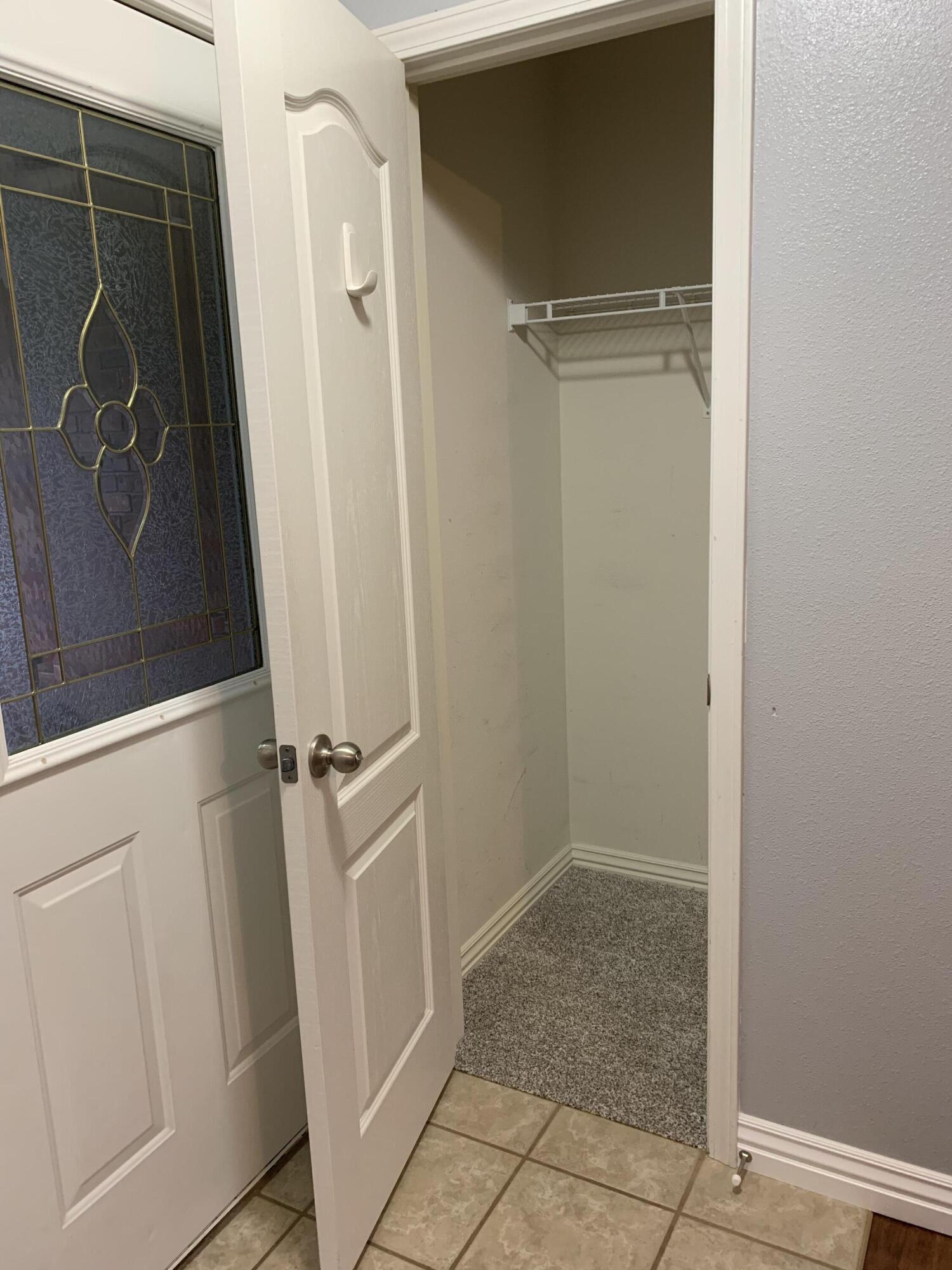 property viewer photo 20