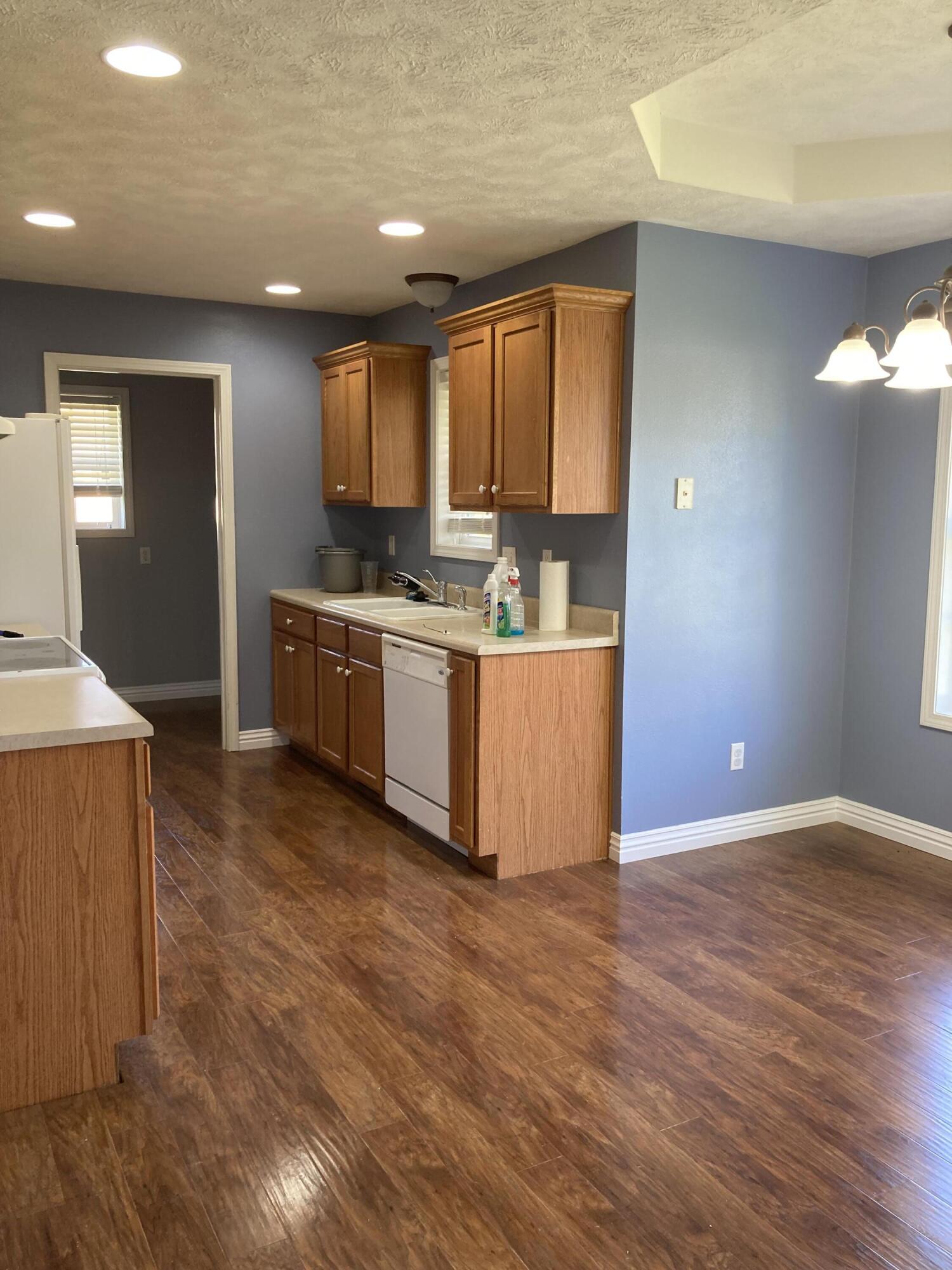property viewer photo 23