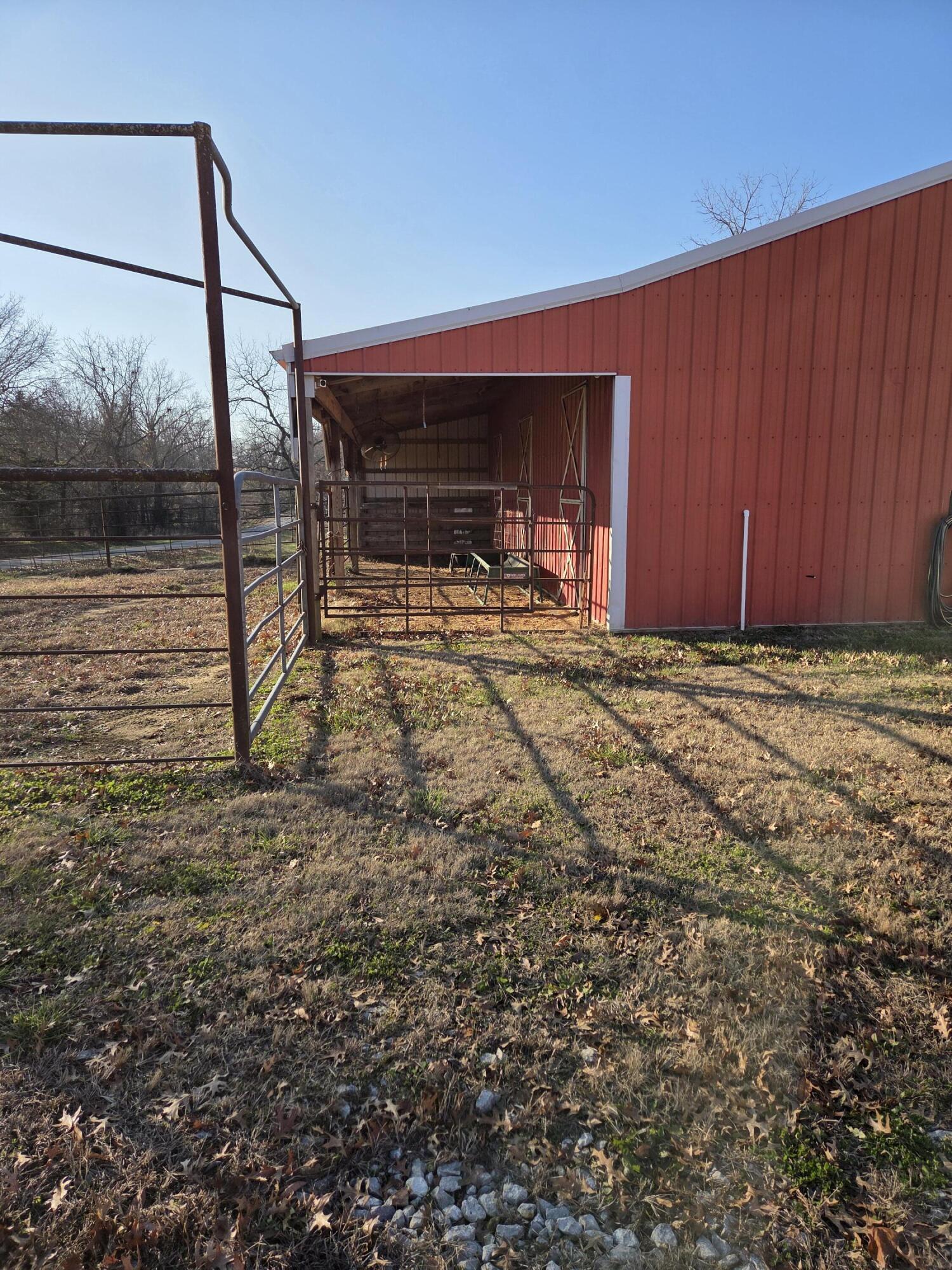 main property photo 35