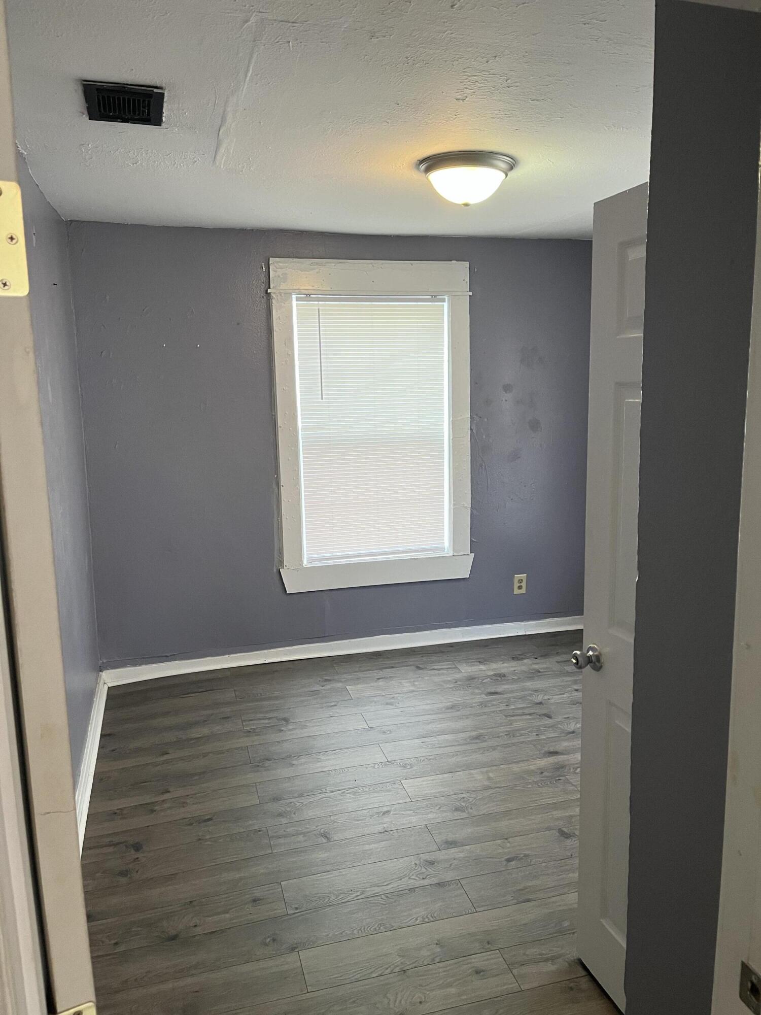property viewer photo 14