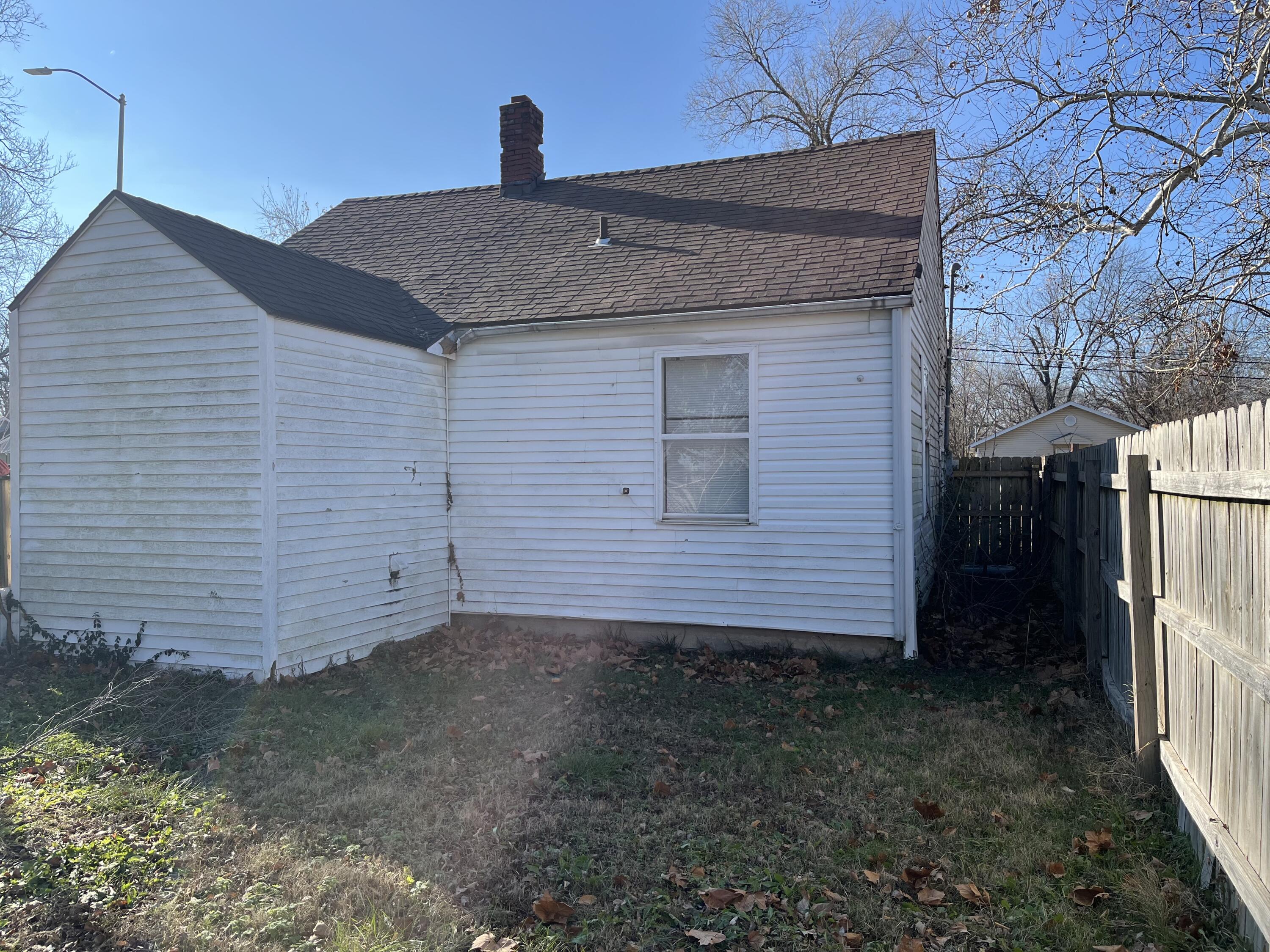 property viewer photo 20