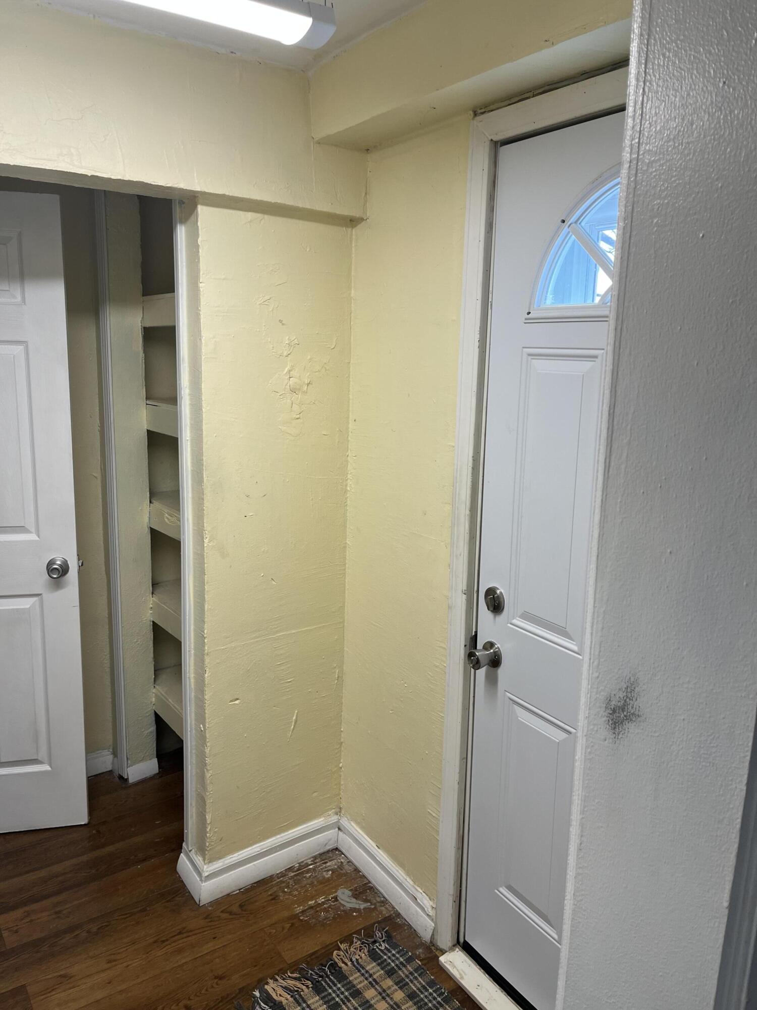 property viewer photo 7