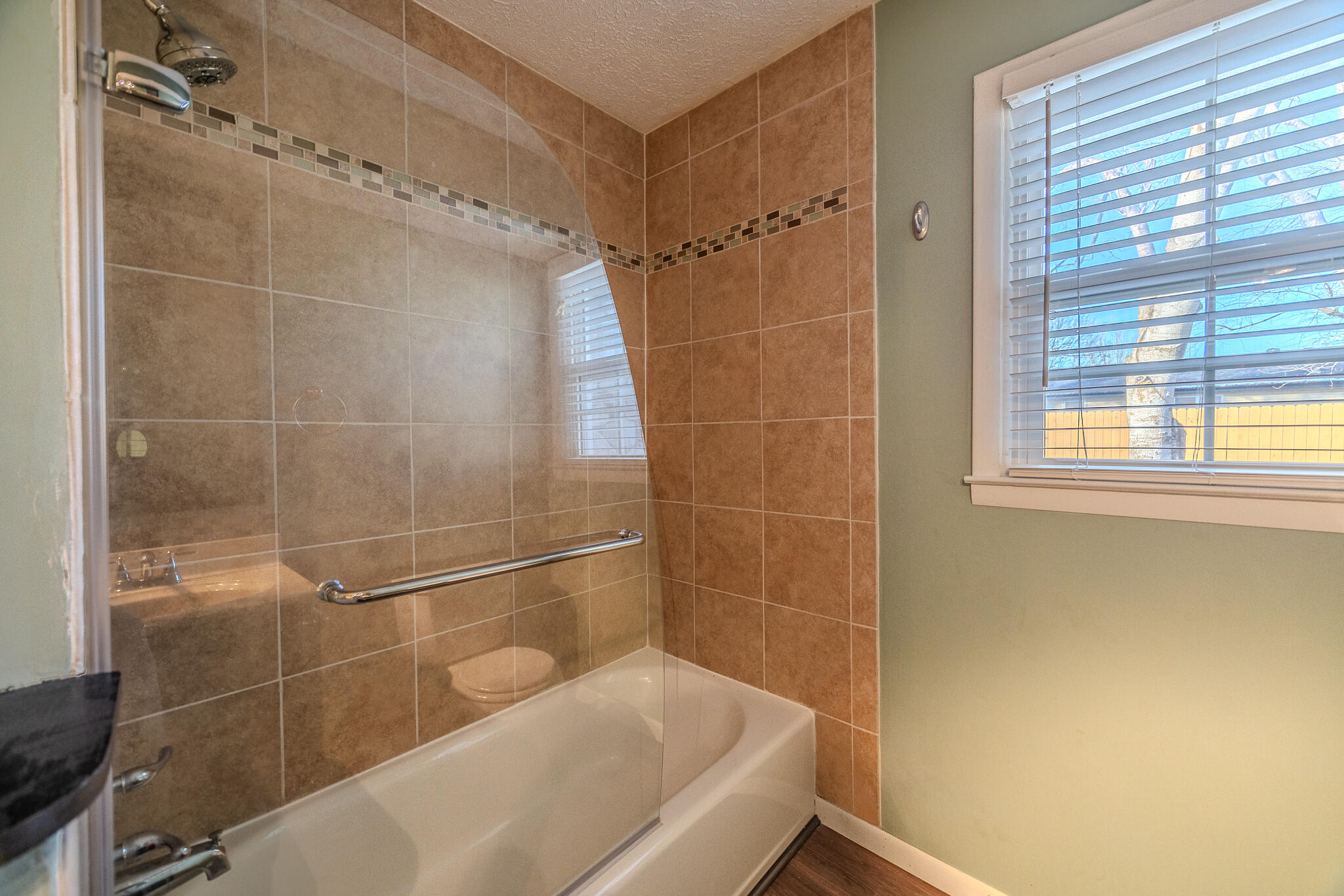 property viewer photo 14
