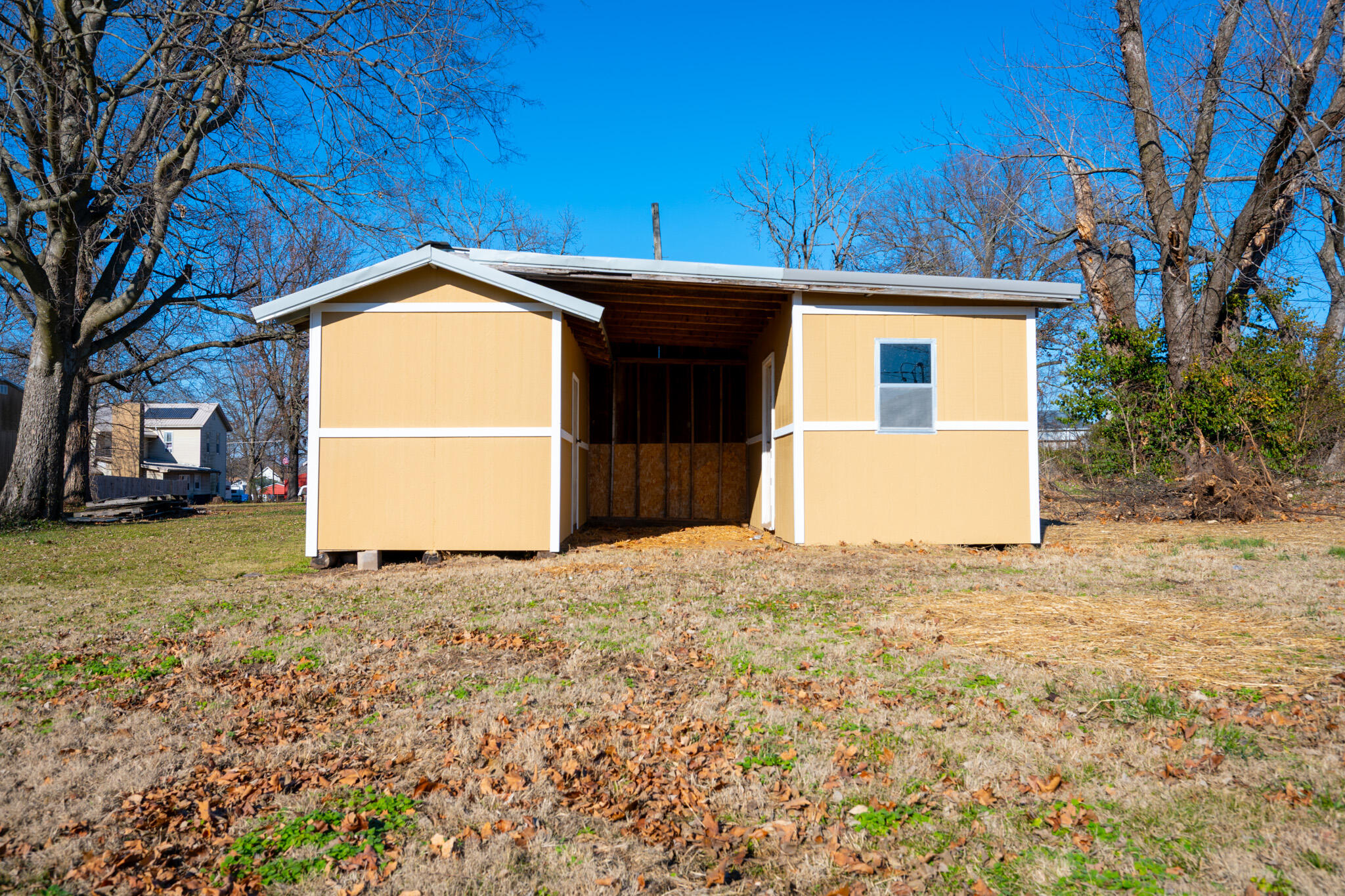 main property photo 10