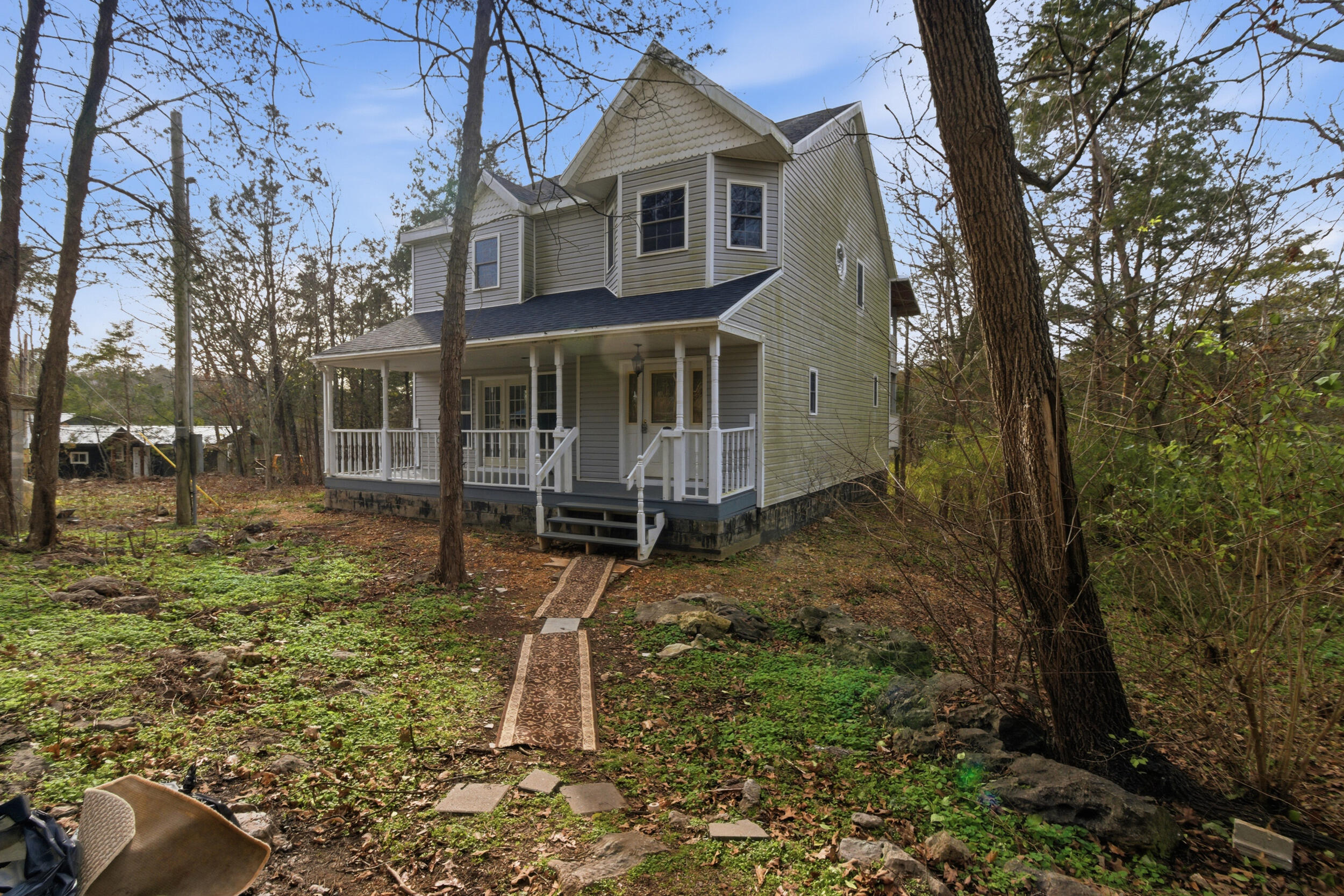 main property photo 33