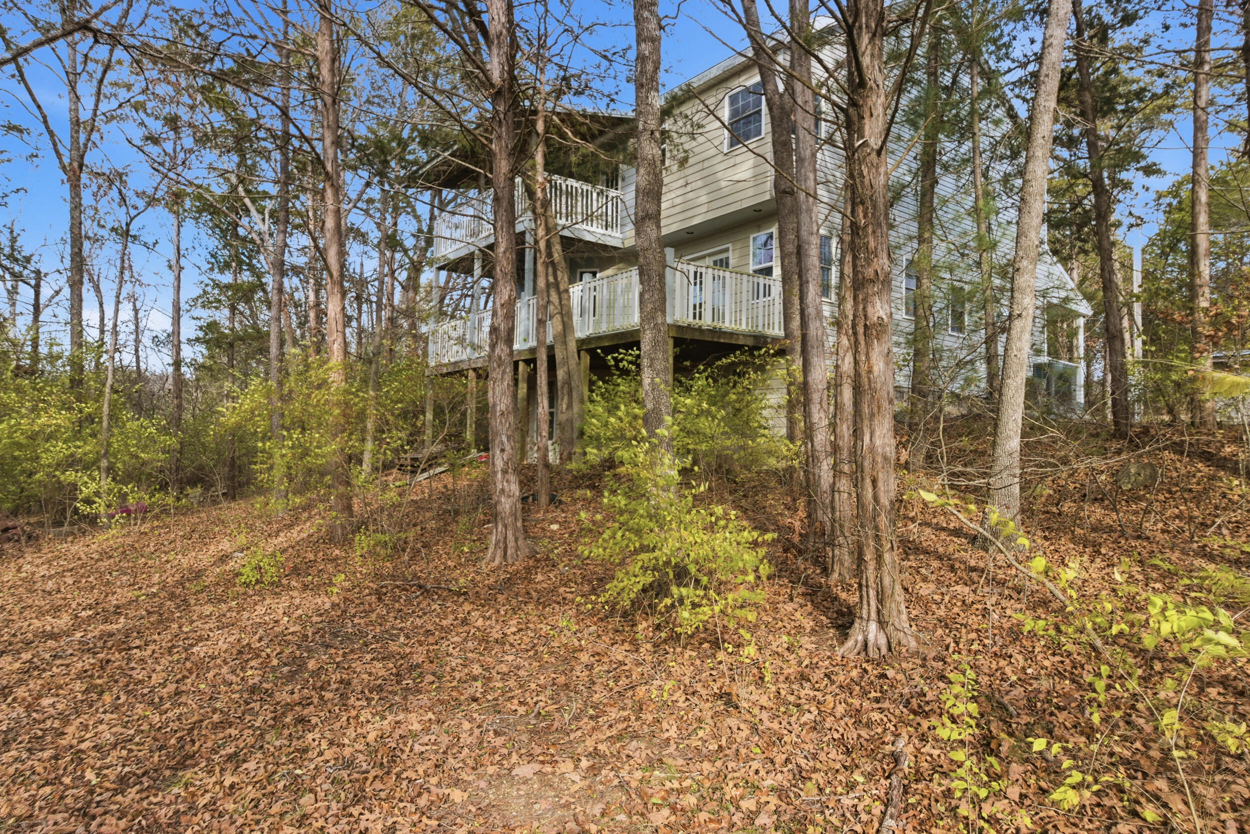 main property photo 35
