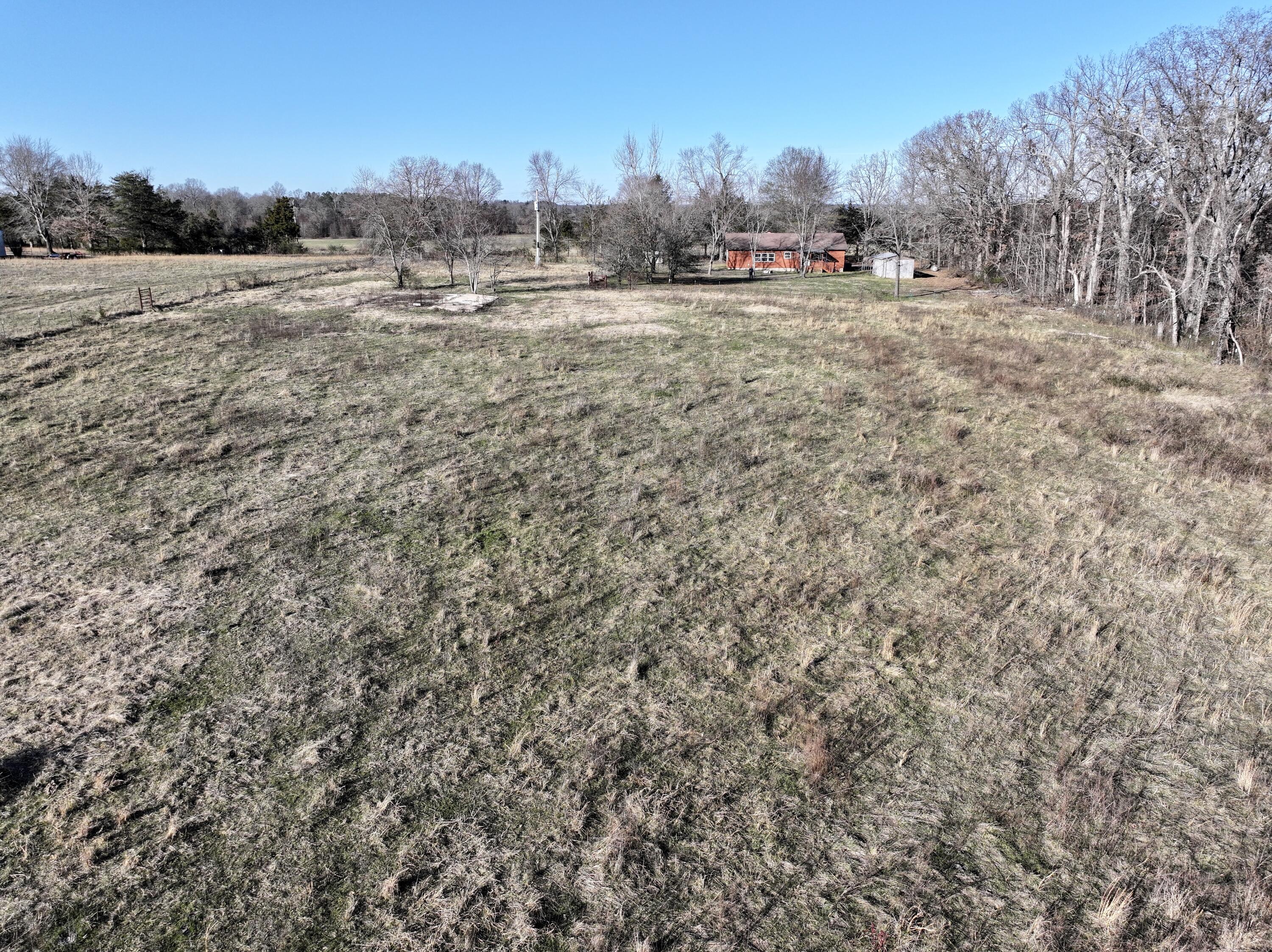 main property photo 25