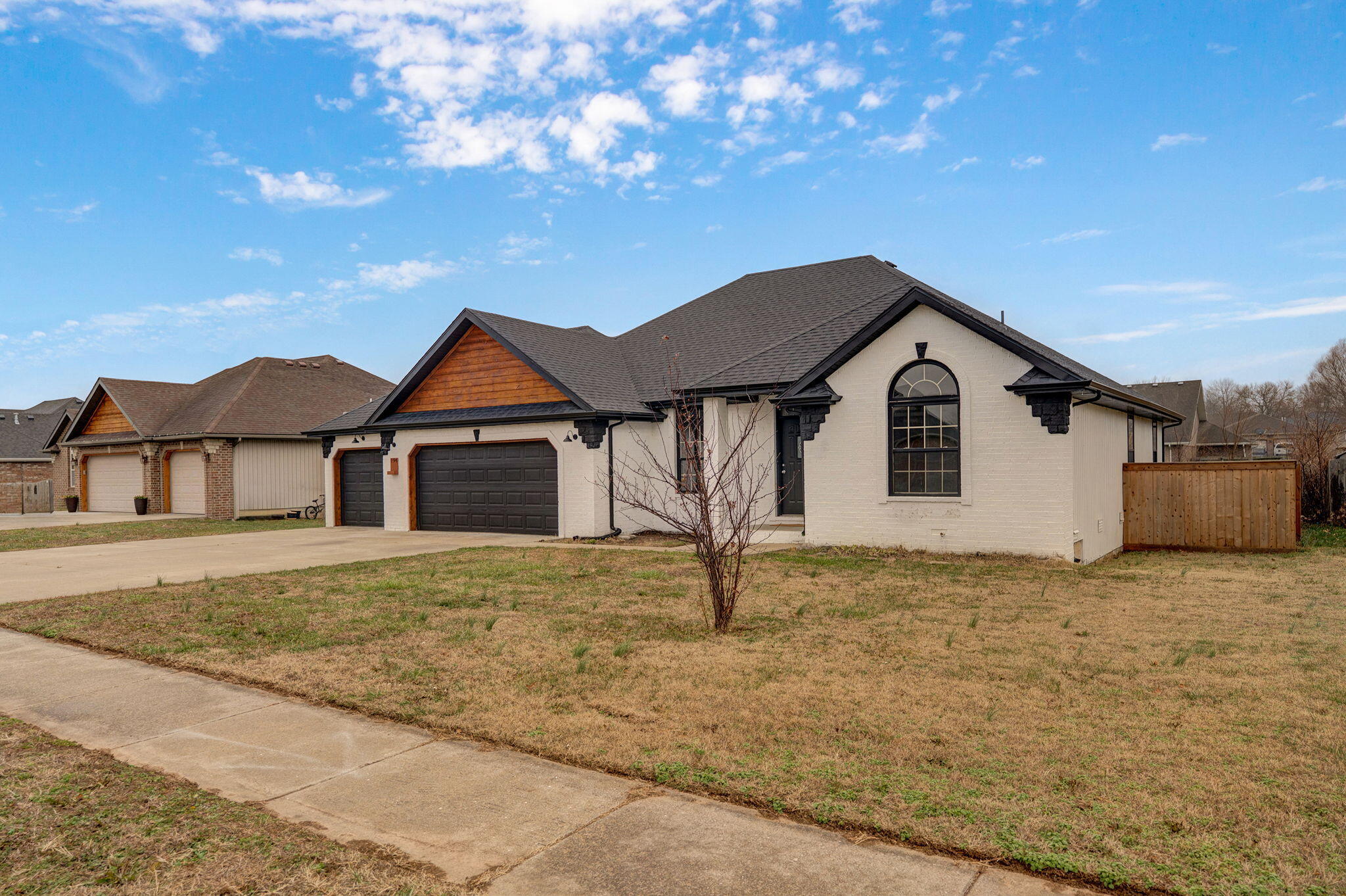 property viewer photo 2