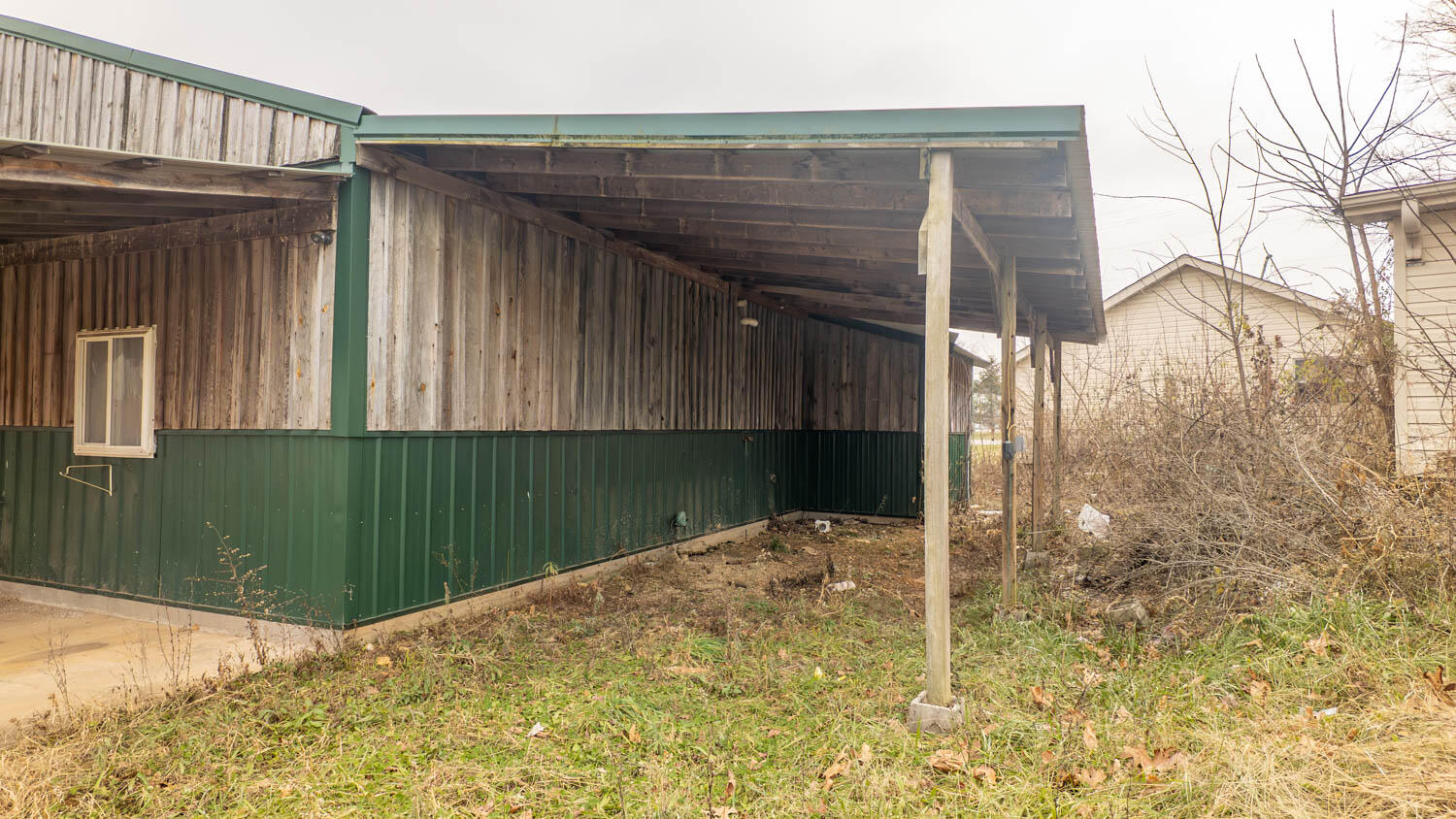 main property photo 9