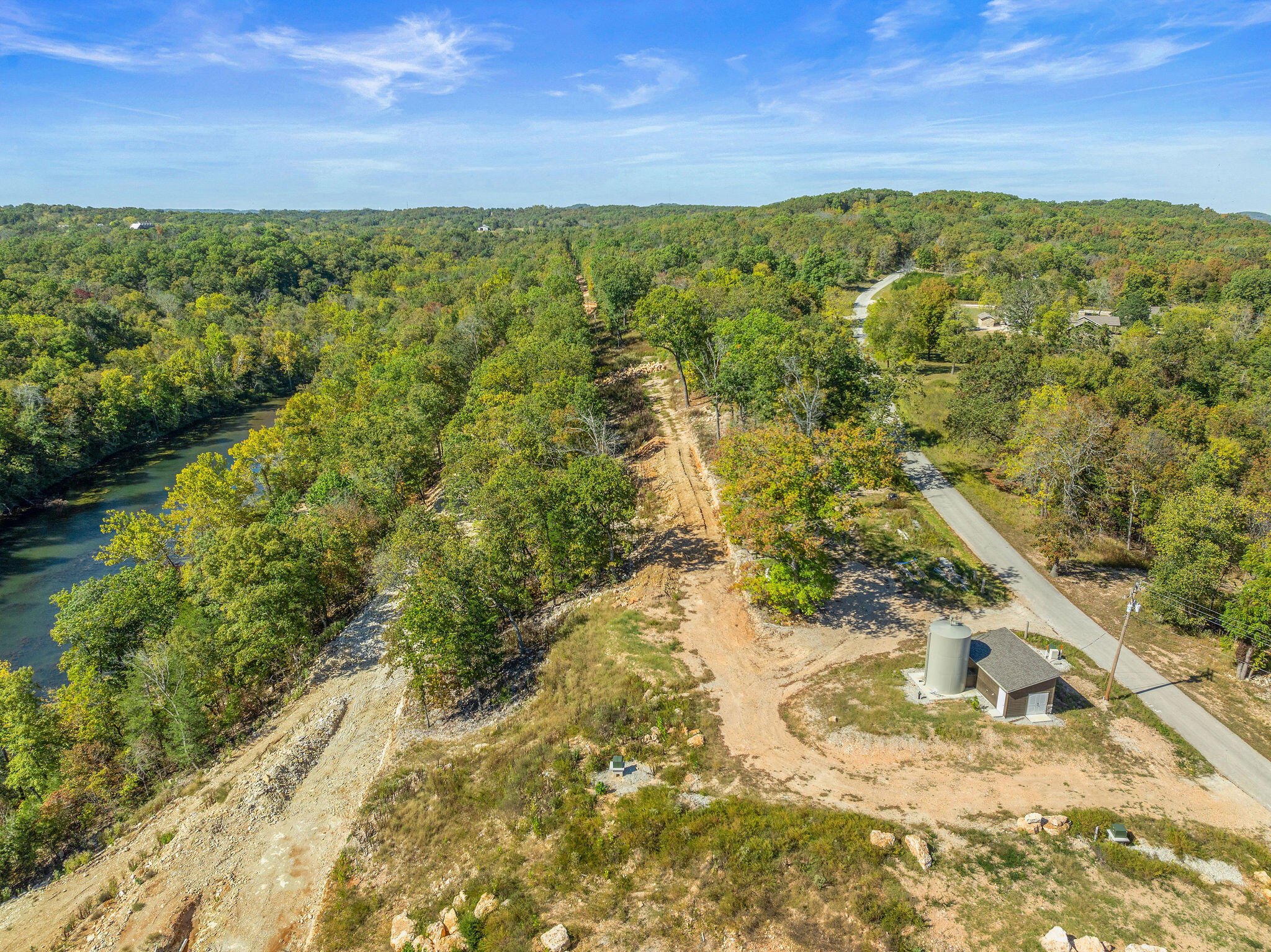 main property photo 15