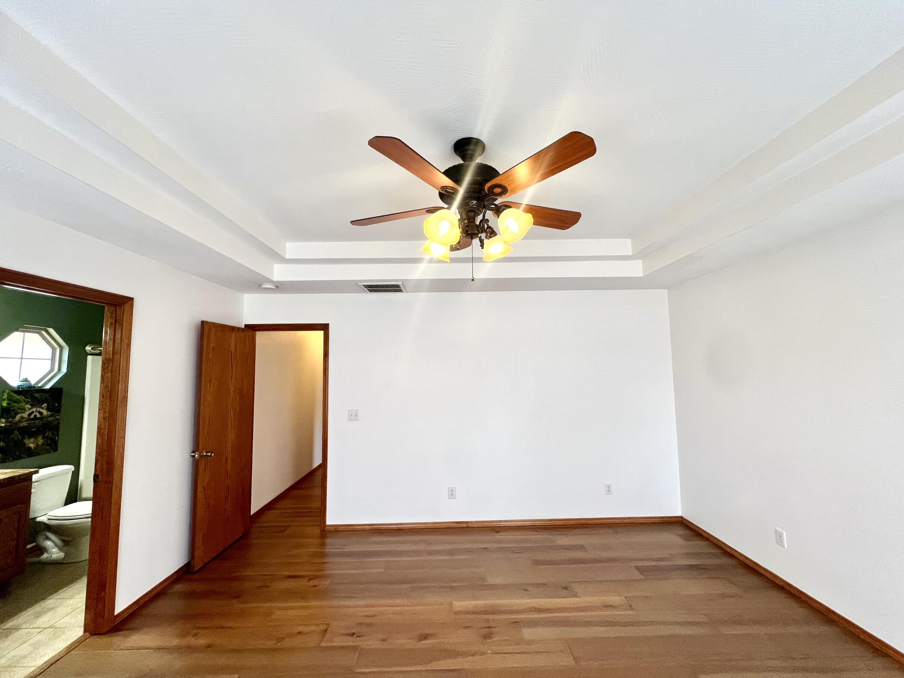 property viewer photo 21