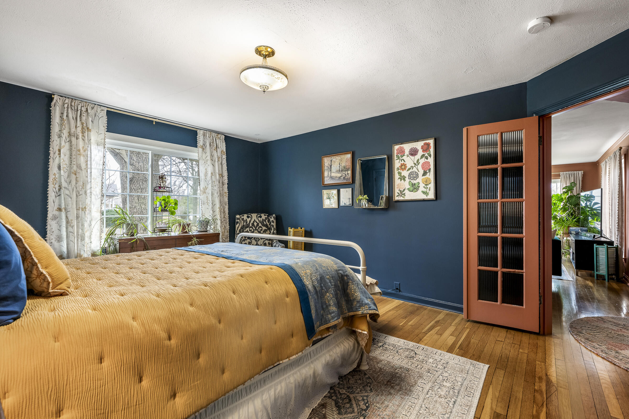 property viewer photo 10