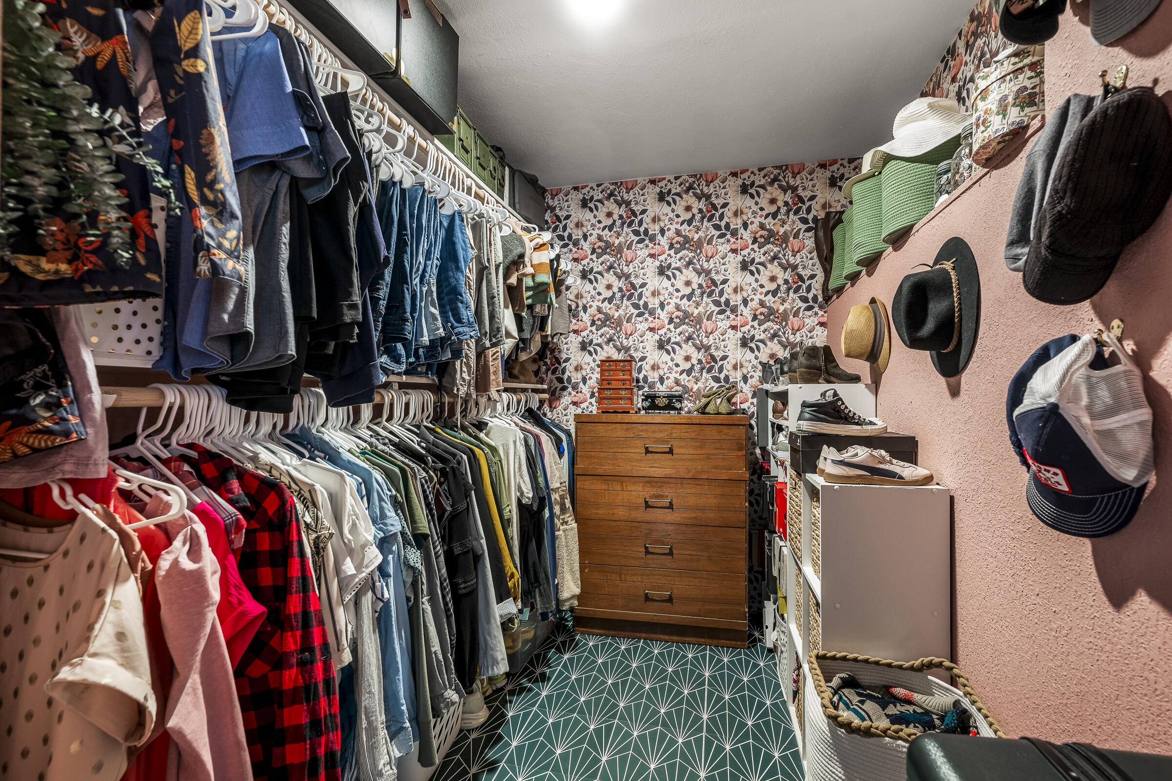 property viewer photo 18