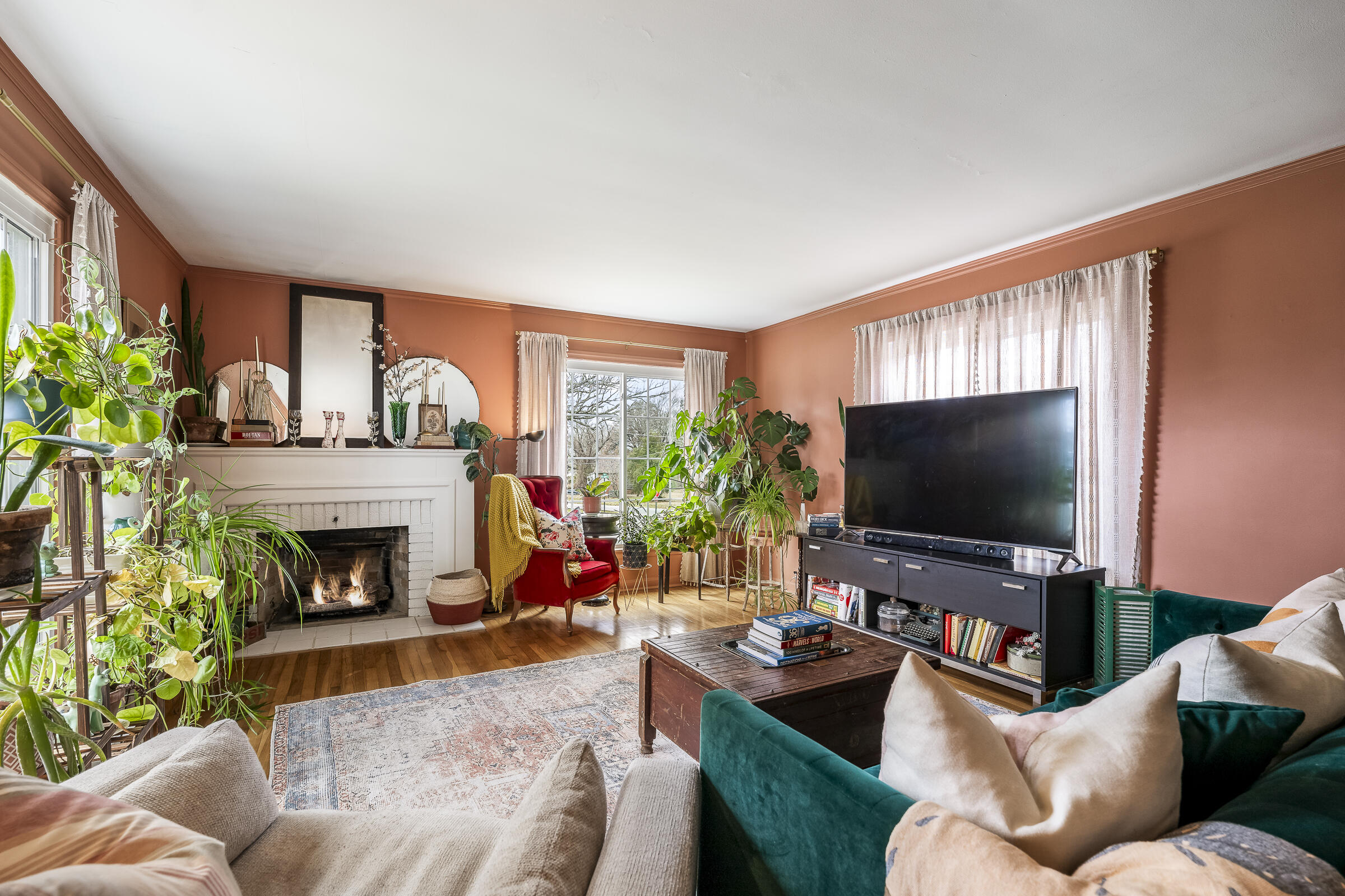 property viewer photo 2