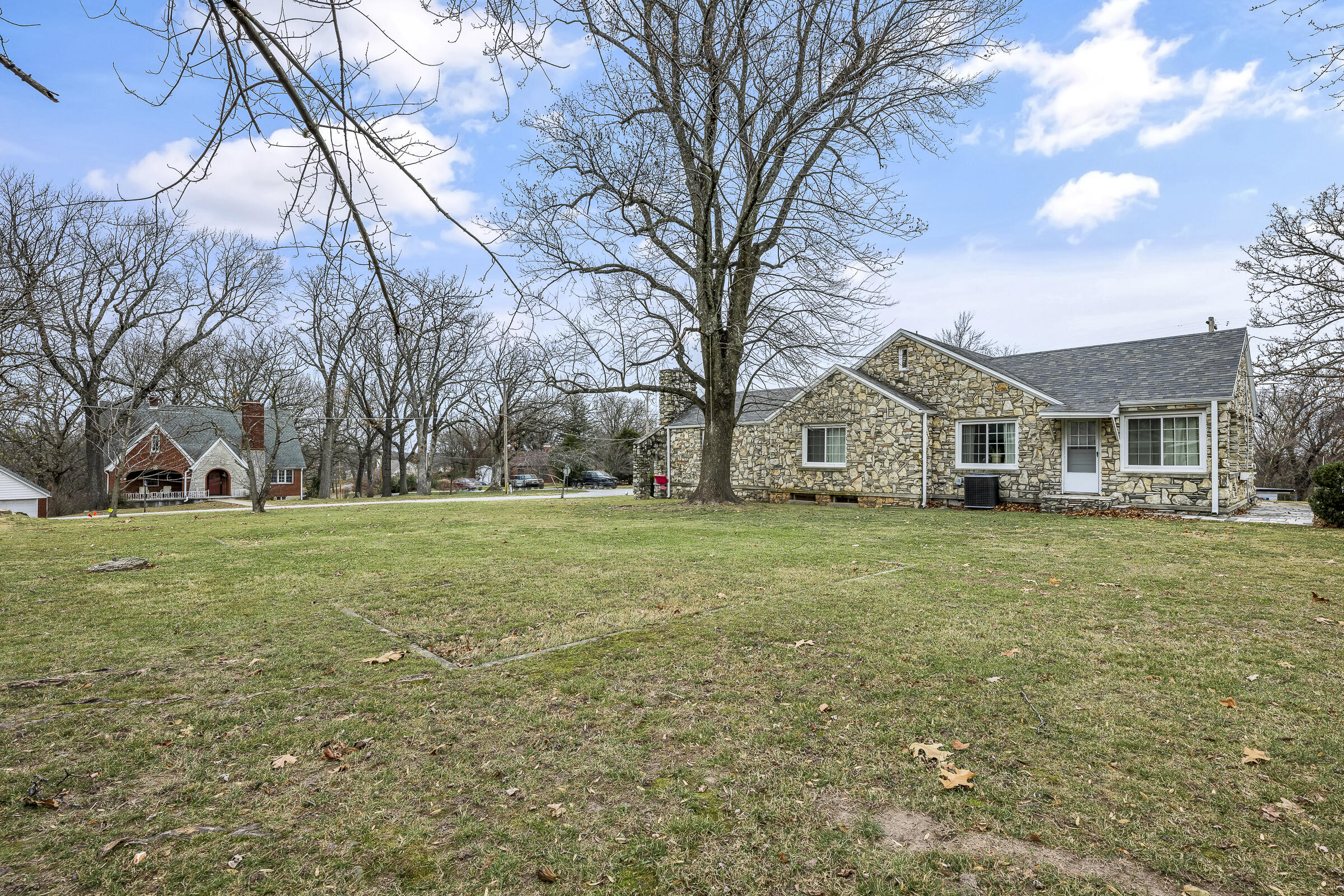 property viewer photo 33