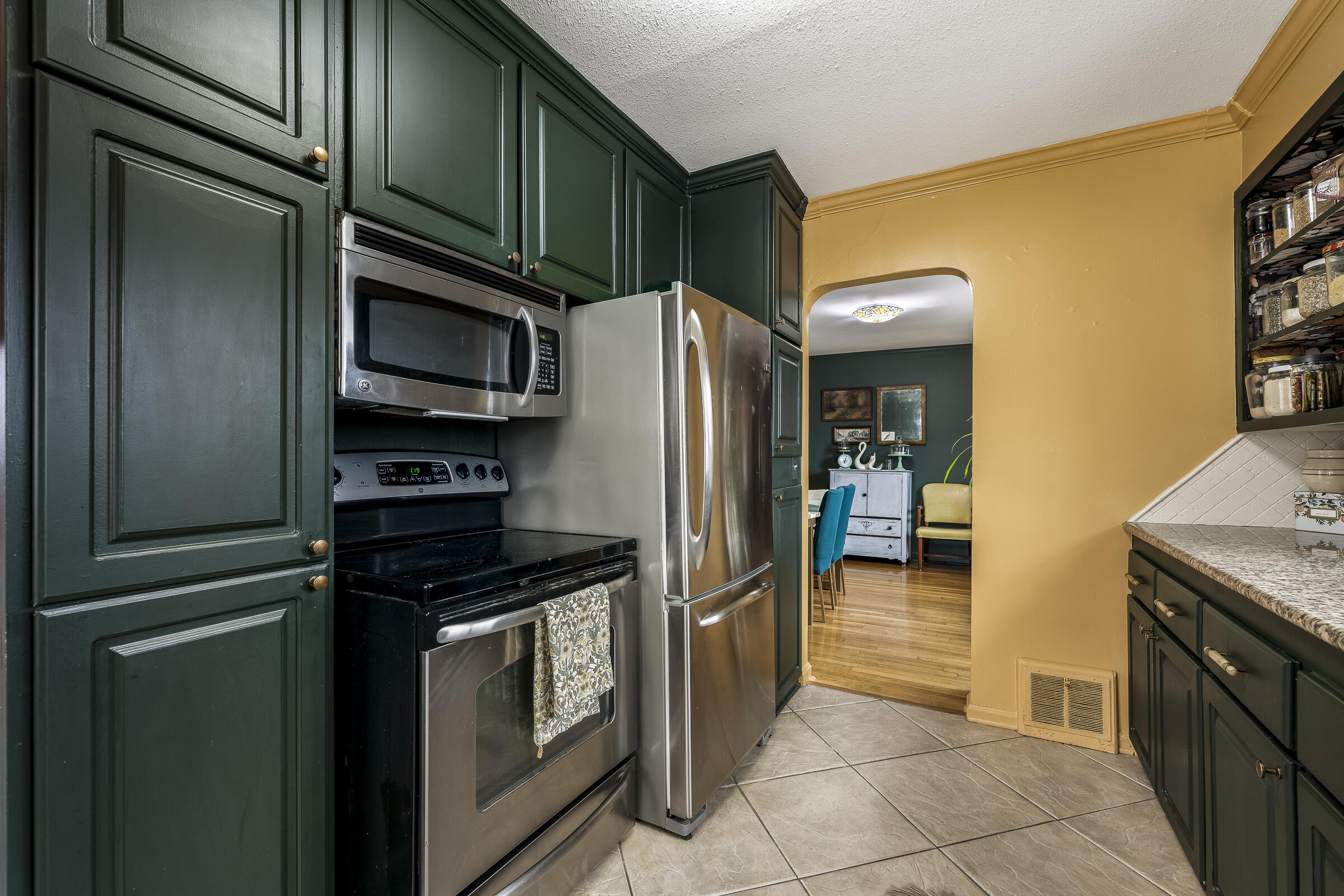 property viewer photo 6