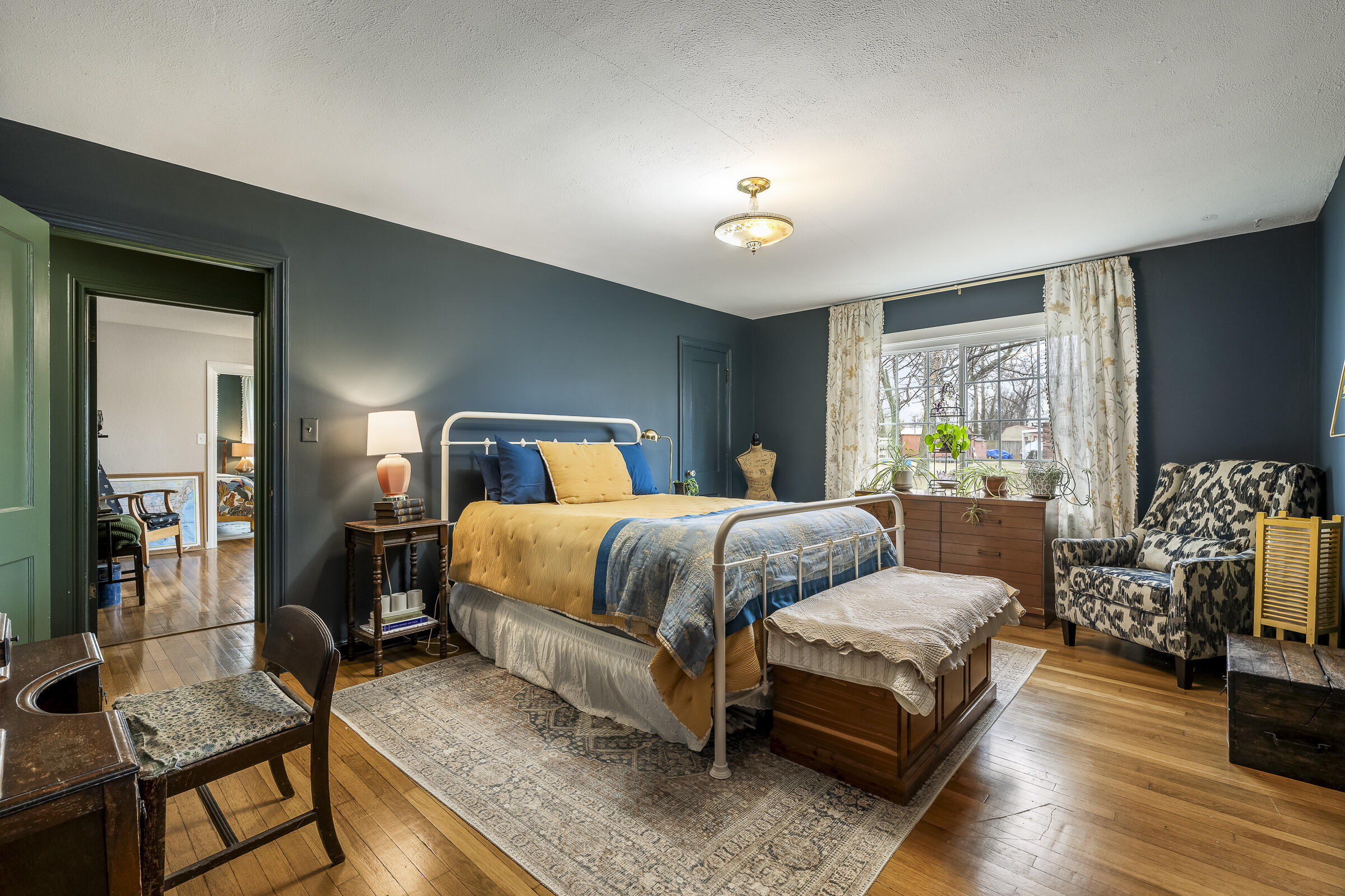 property viewer photo 9