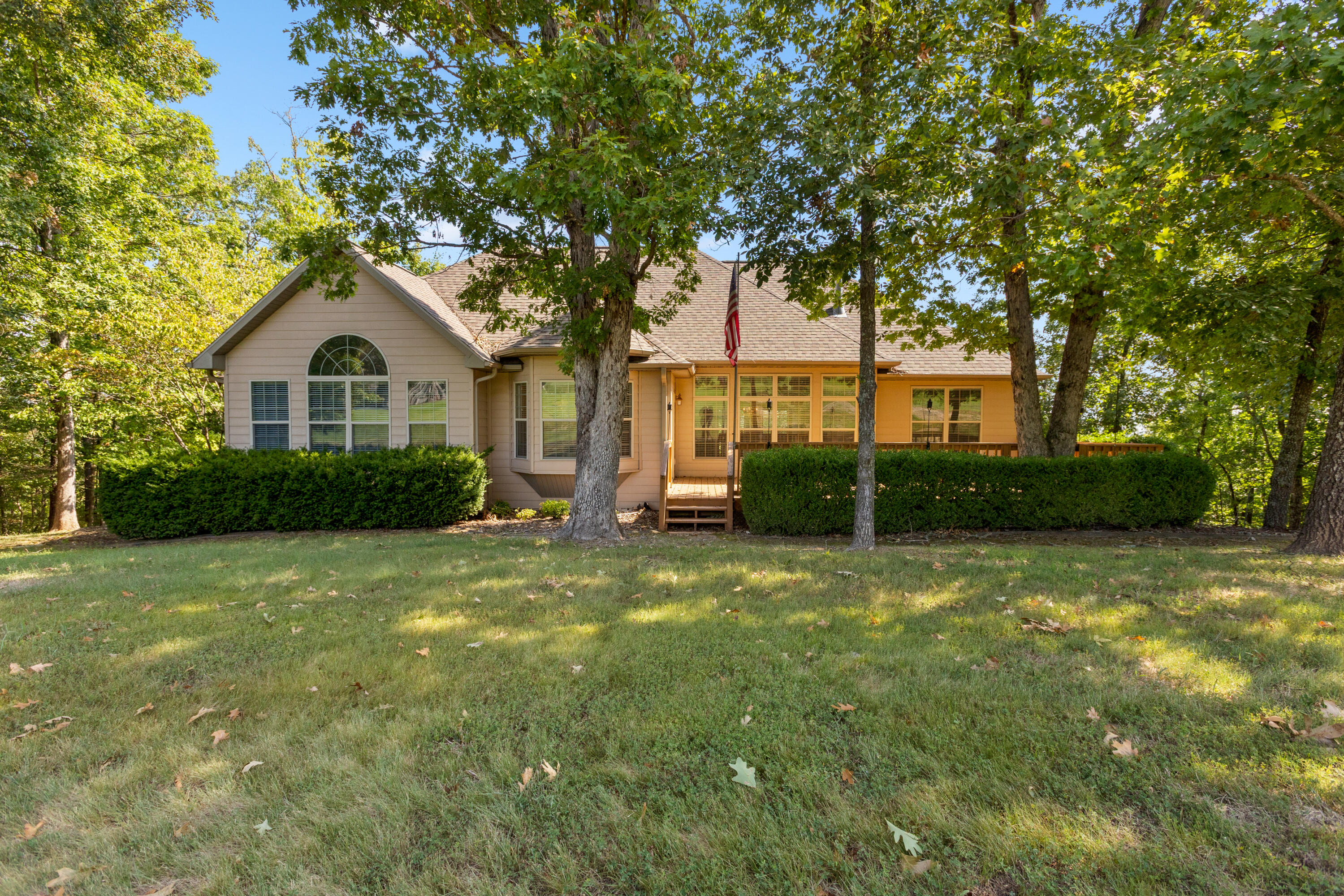 main property photo 33