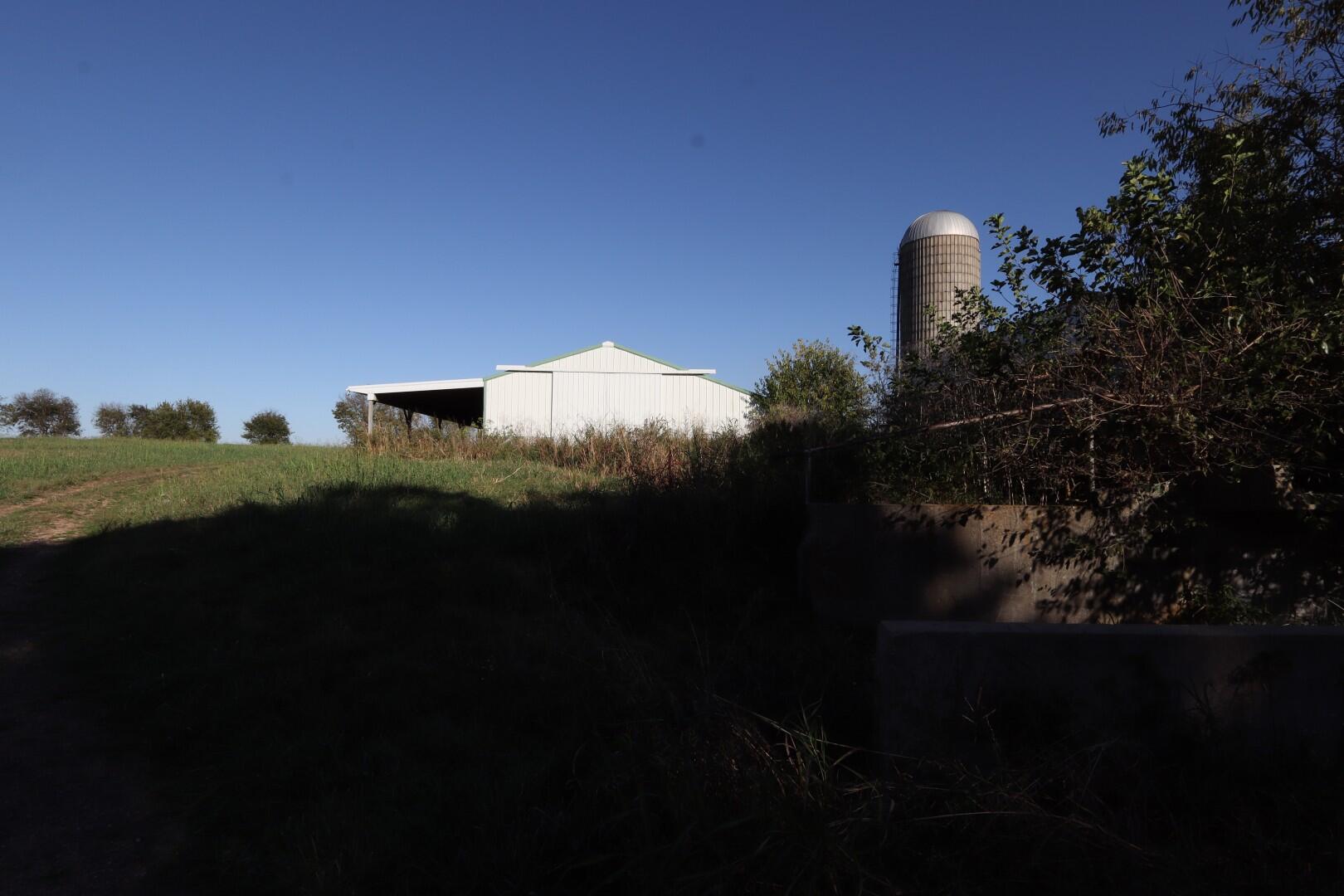 main property photo 58