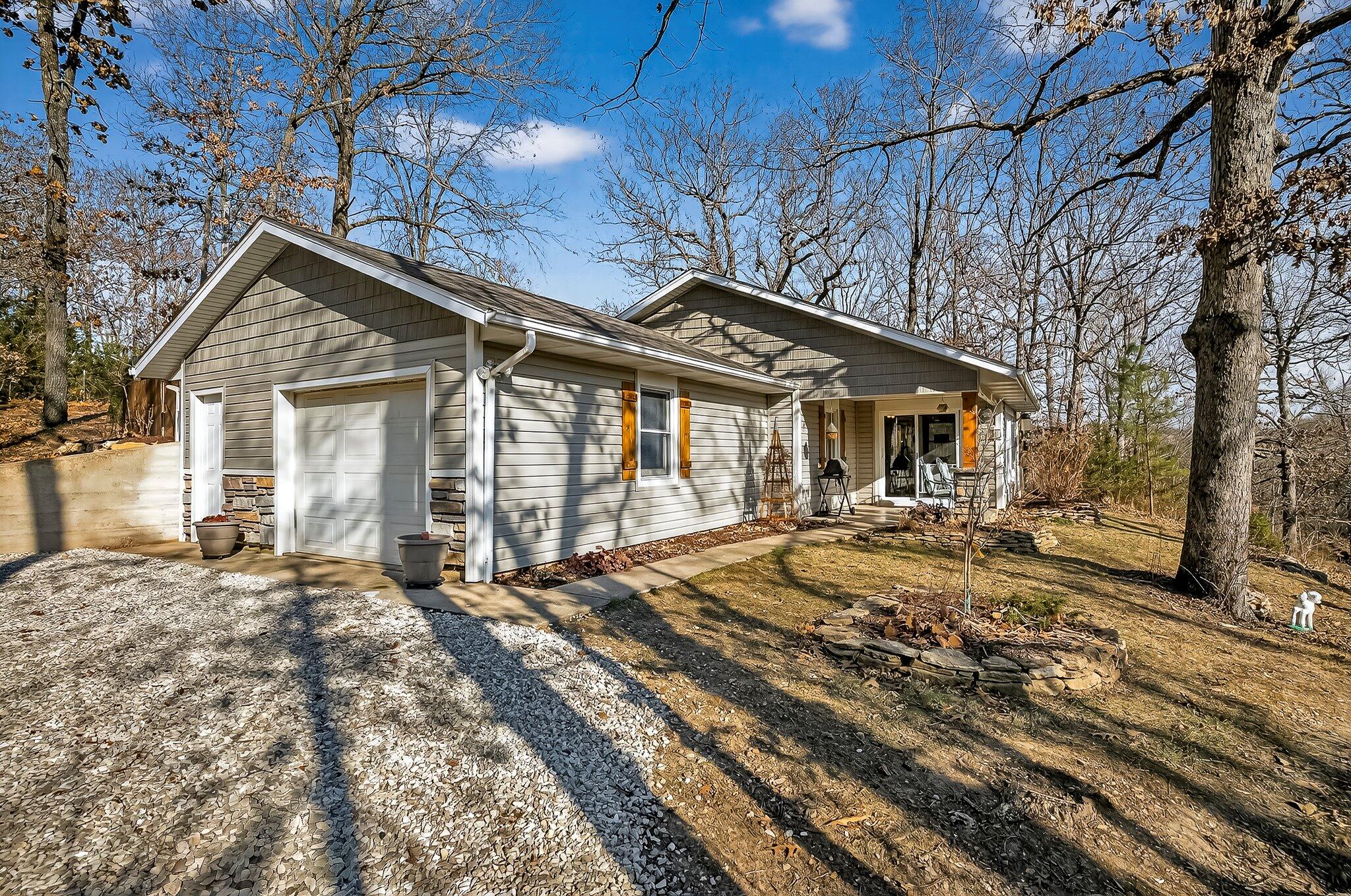 property viewer photo 1