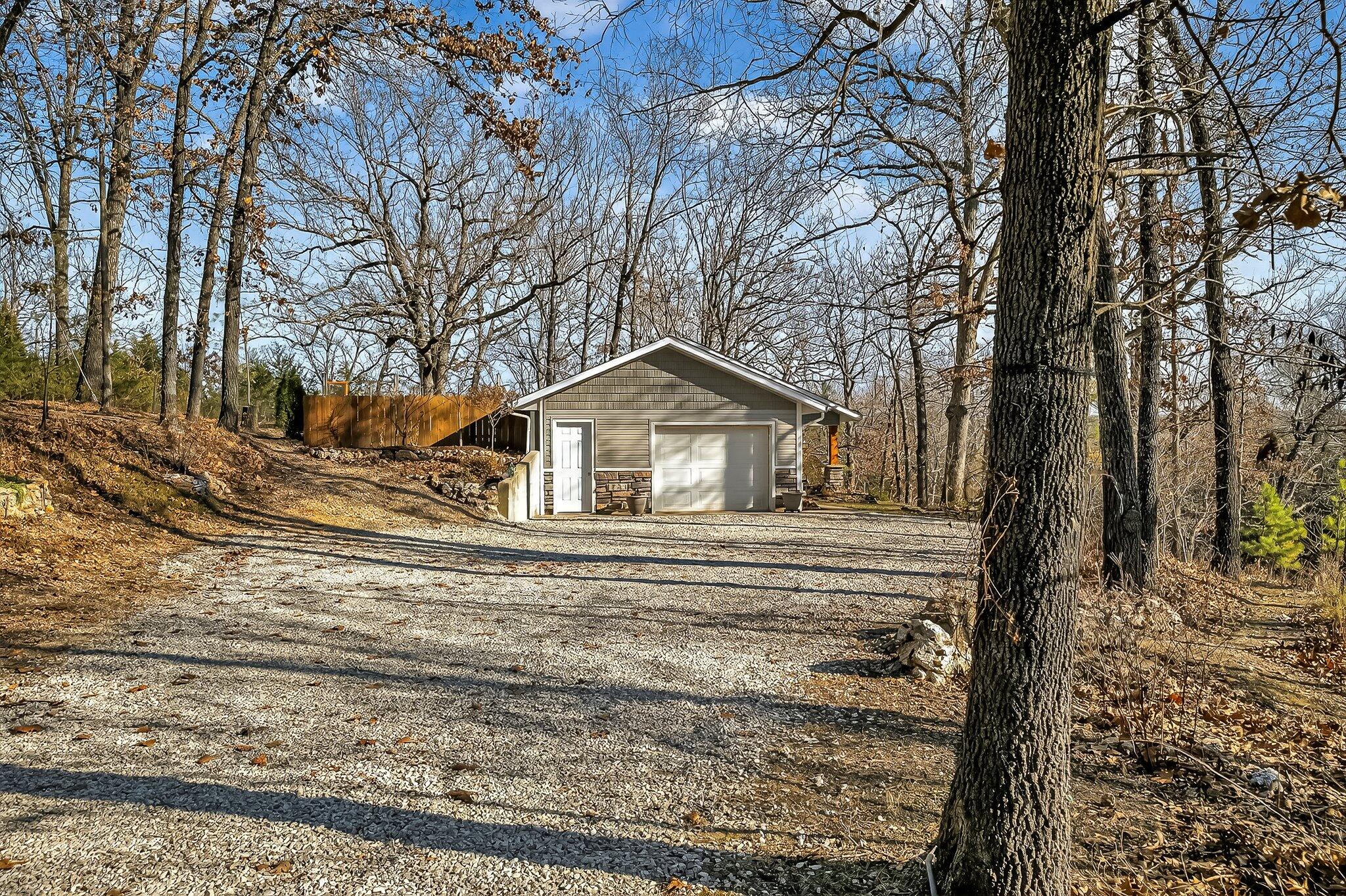 property viewer photo 40