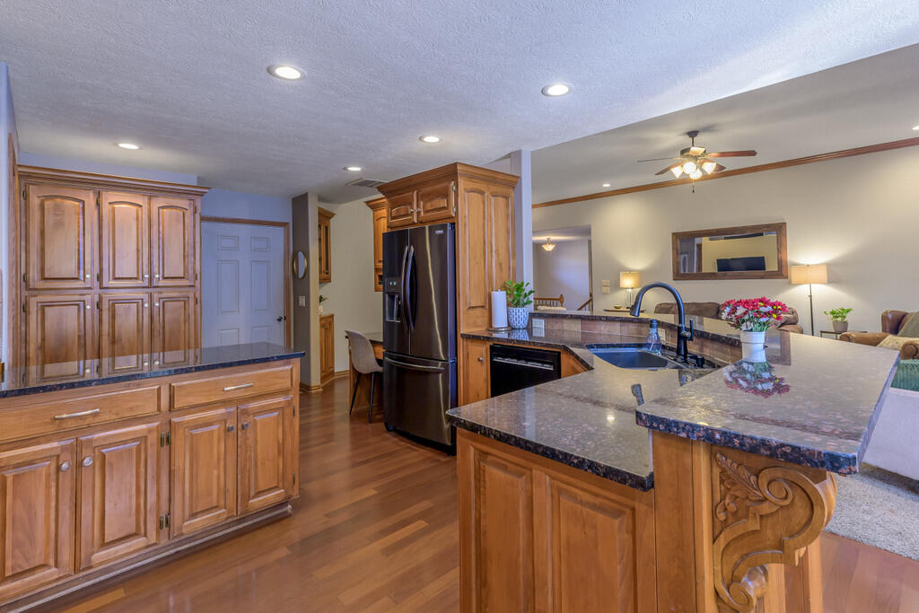 property viewer photo 10