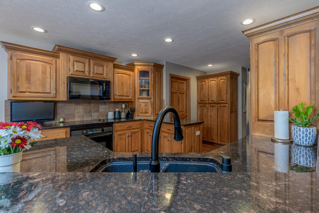 property viewer photo 13