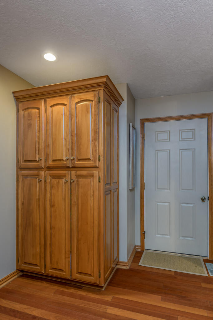 property viewer photo 16