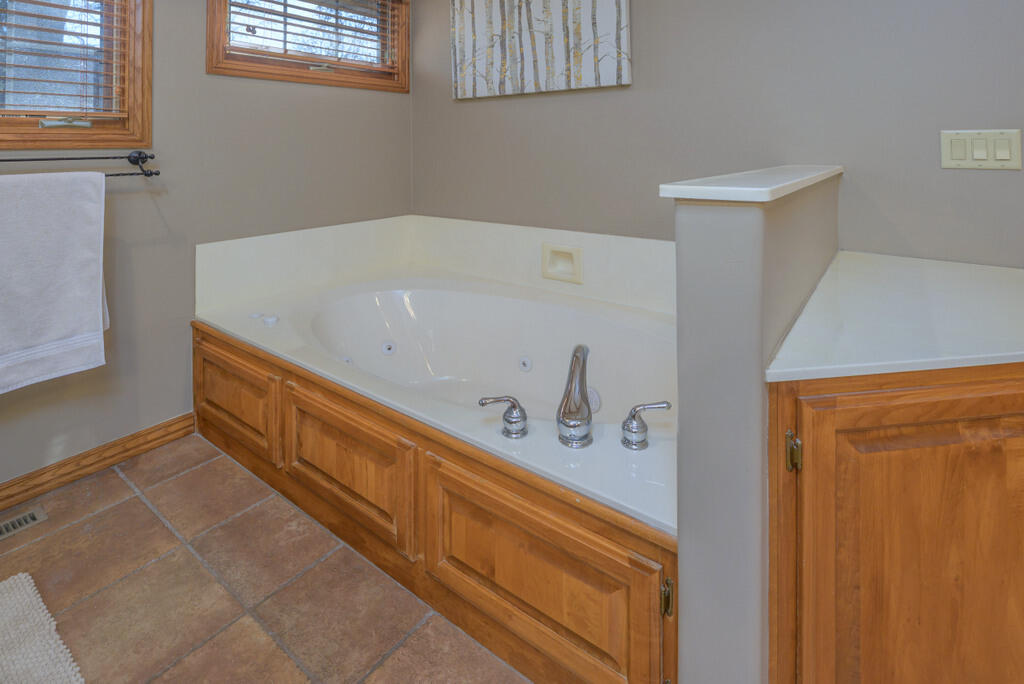 property viewer photo 25