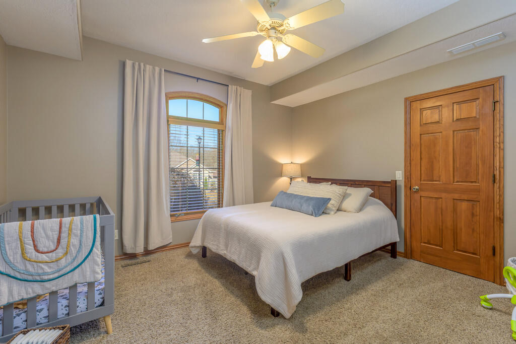 property viewer photo 26