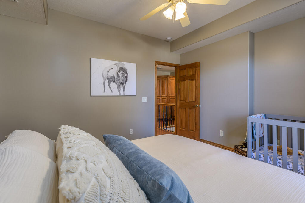property viewer photo 27