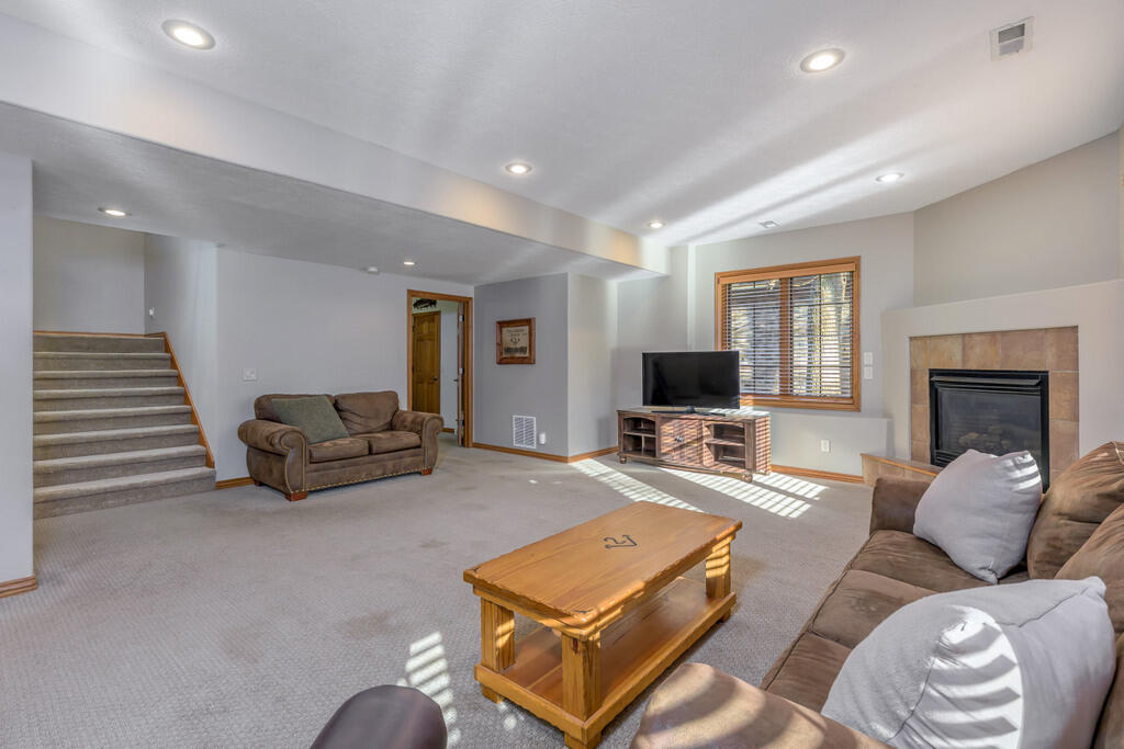 property viewer photo 32