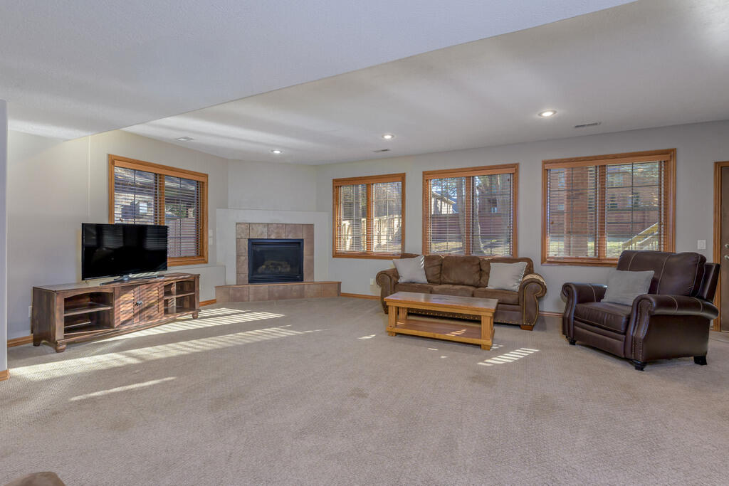 property viewer photo 33