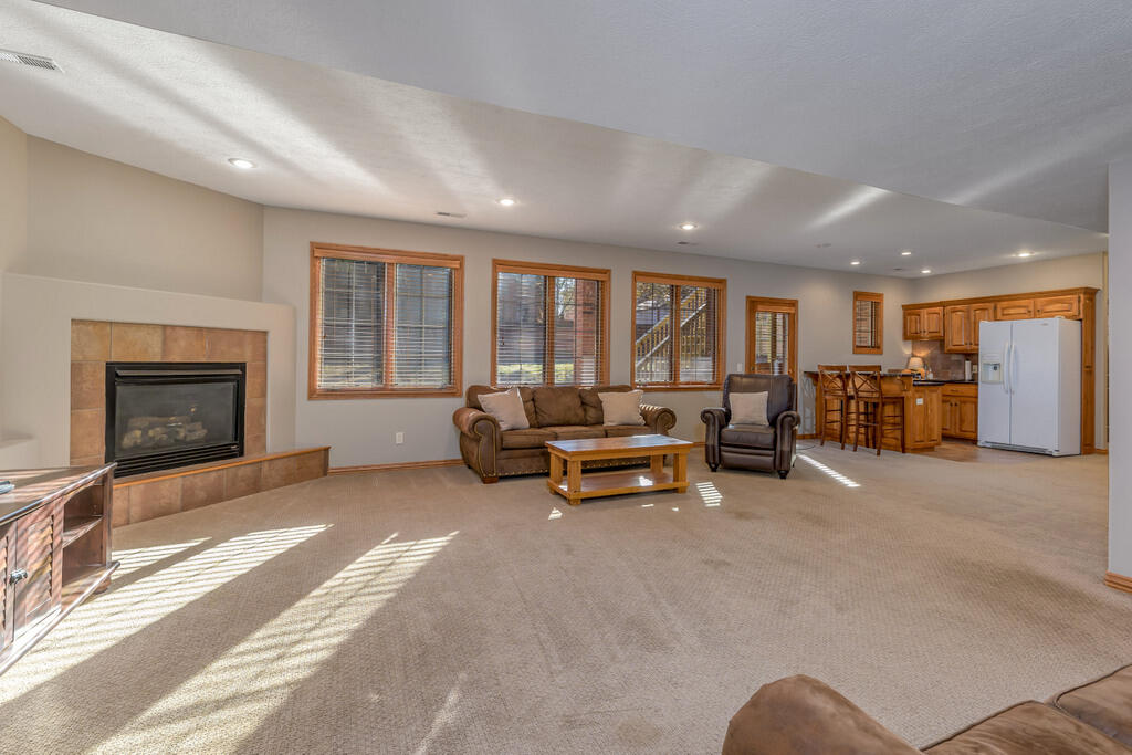 property viewer photo 34