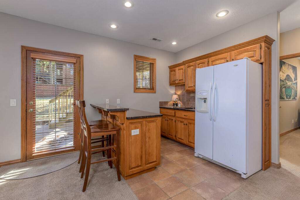 property viewer photo 36