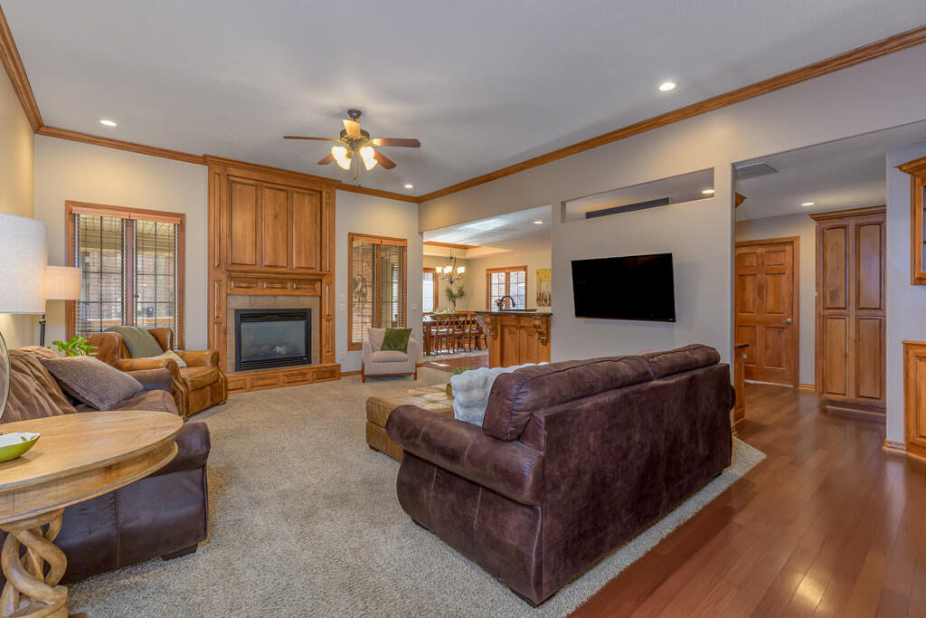 property viewer photo 6