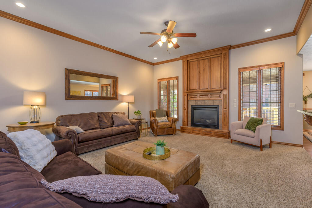 property viewer photo 7