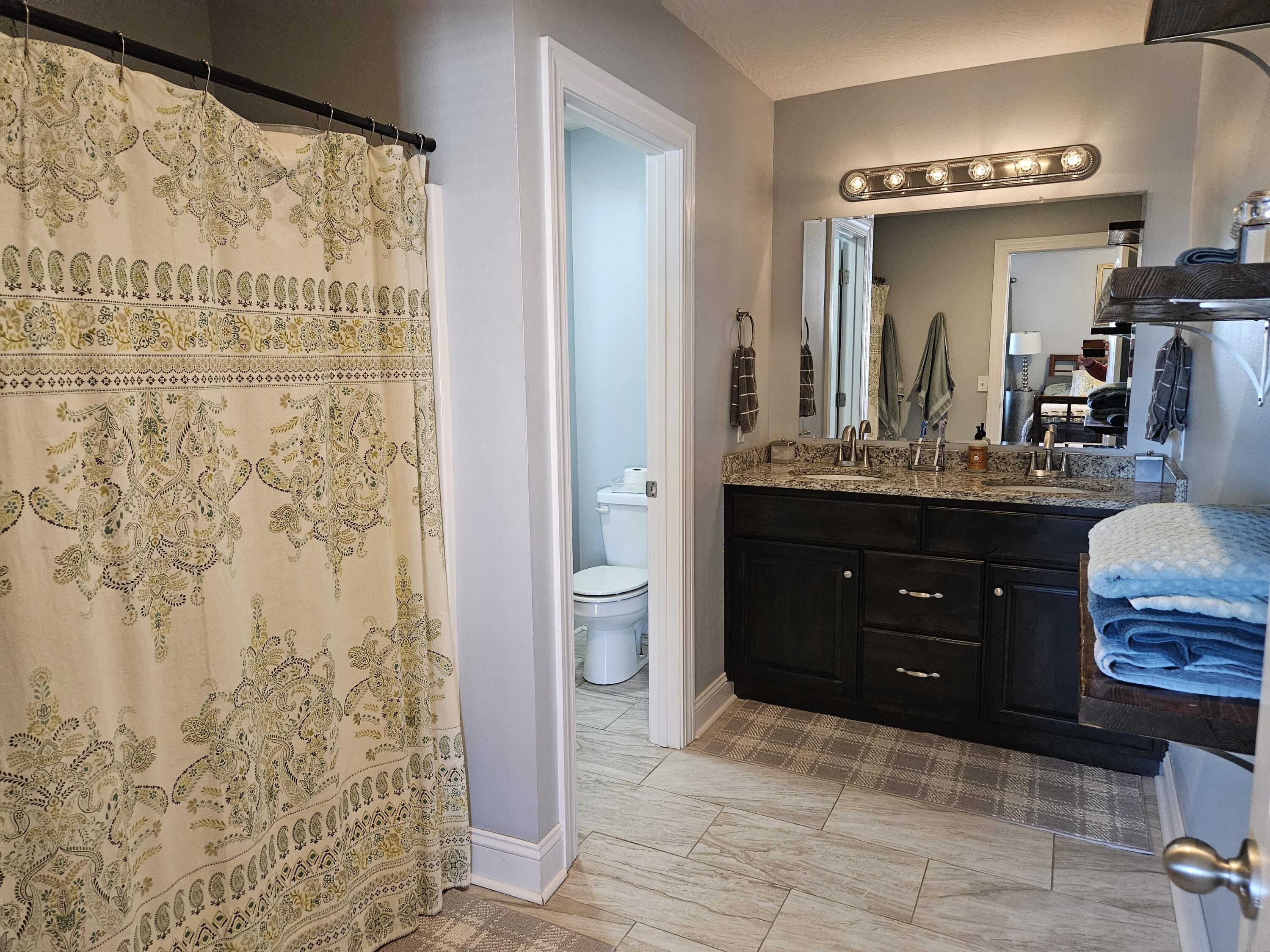 property viewer photo 20