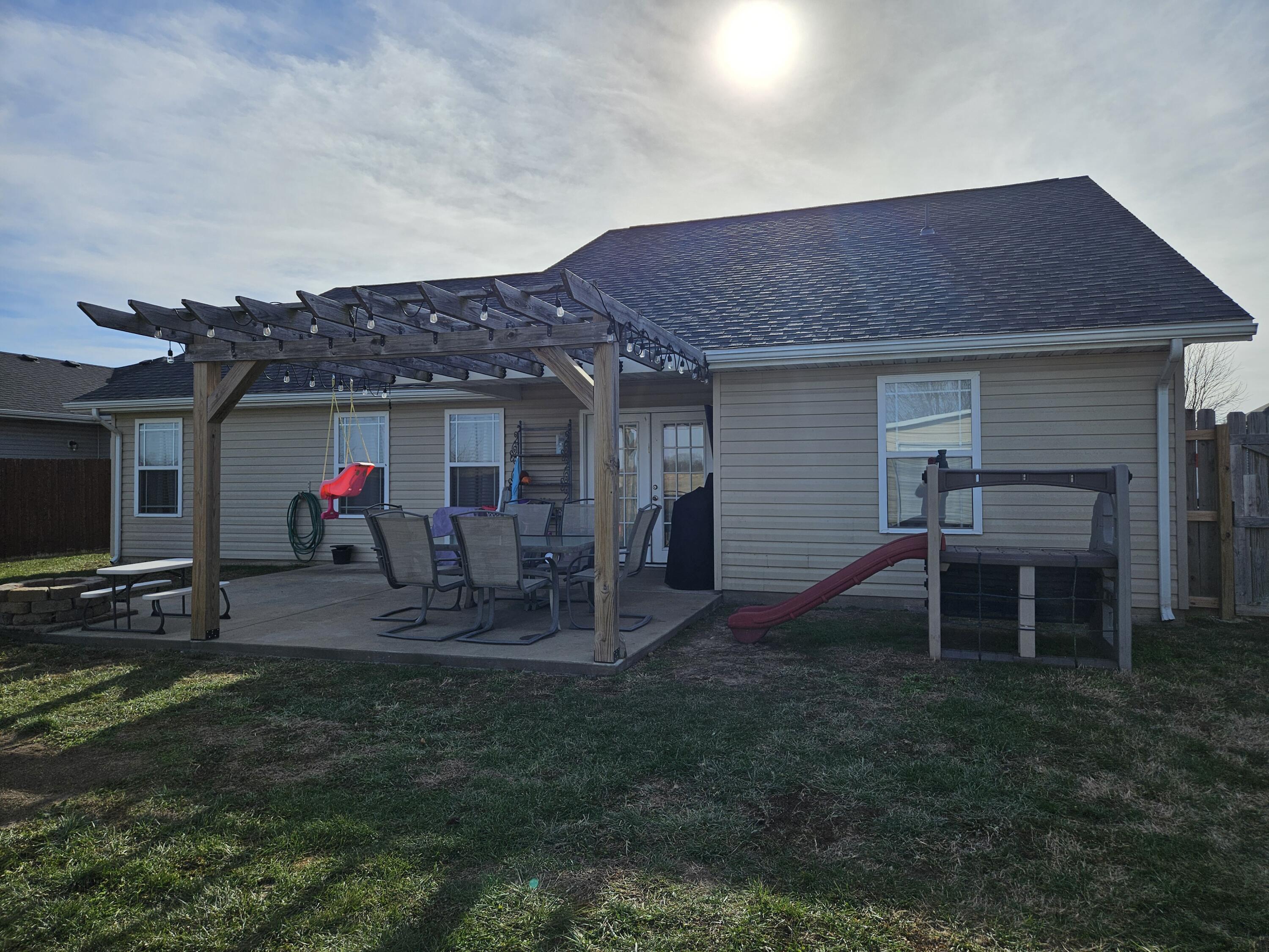 property viewer photo 45