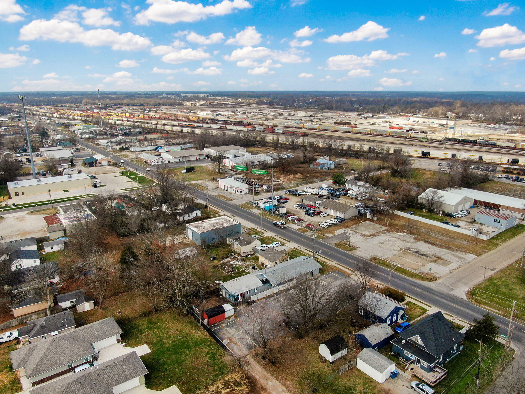 main property photo 27