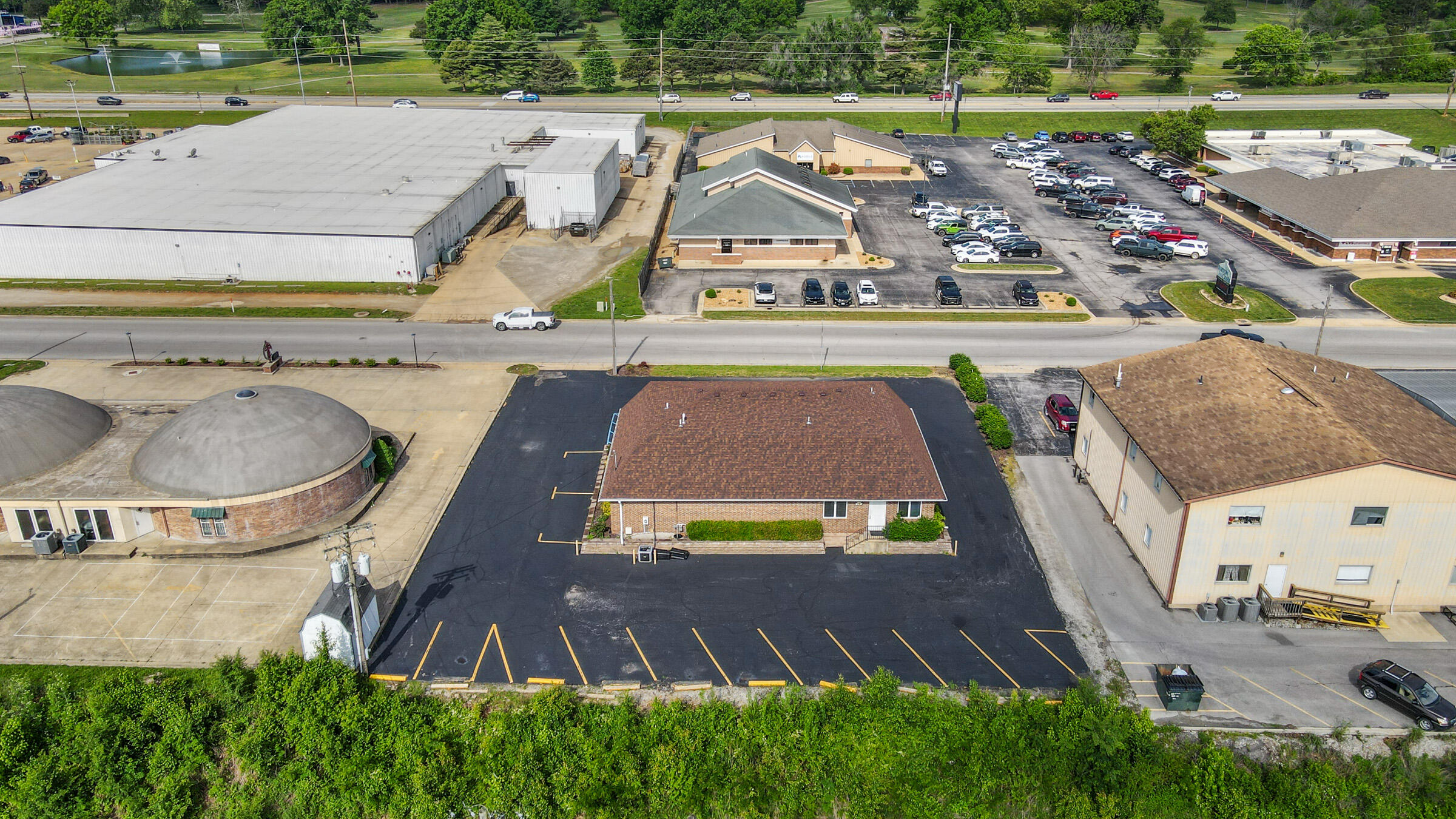 main property photo 20
