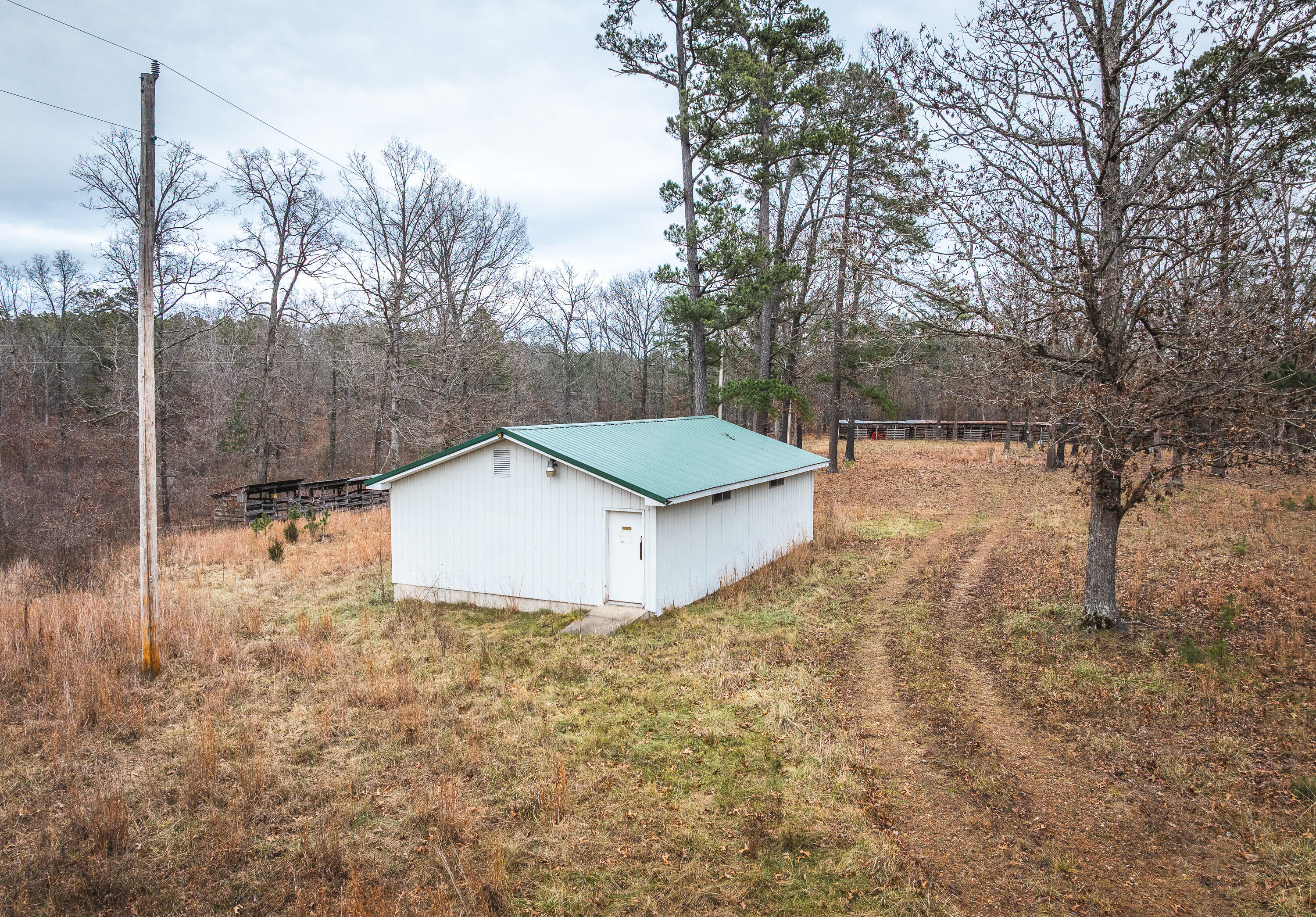 main property photo 24