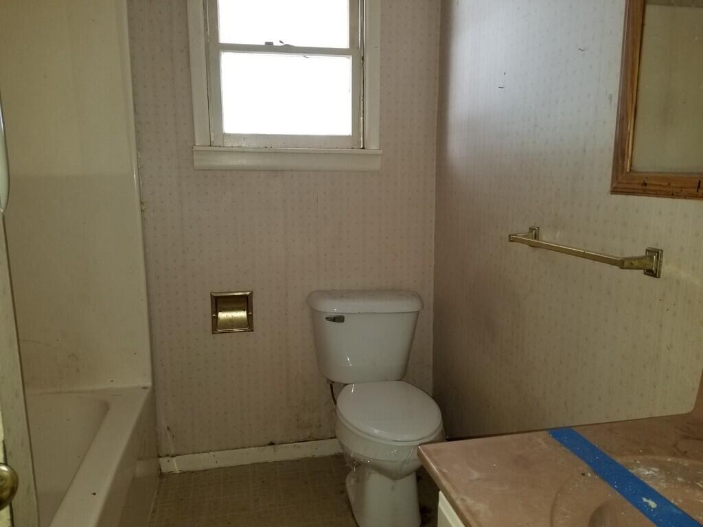 property viewer photo 25