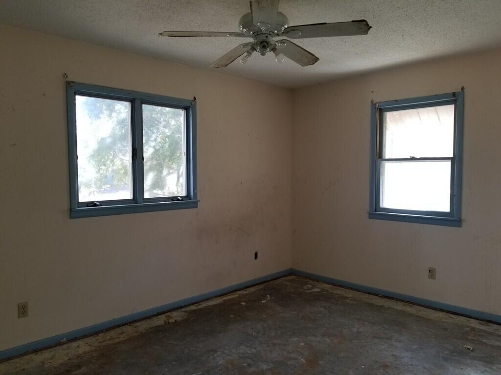 property viewer photo 26