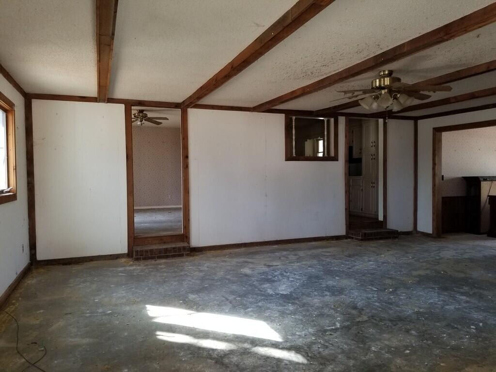 property viewer photo 7