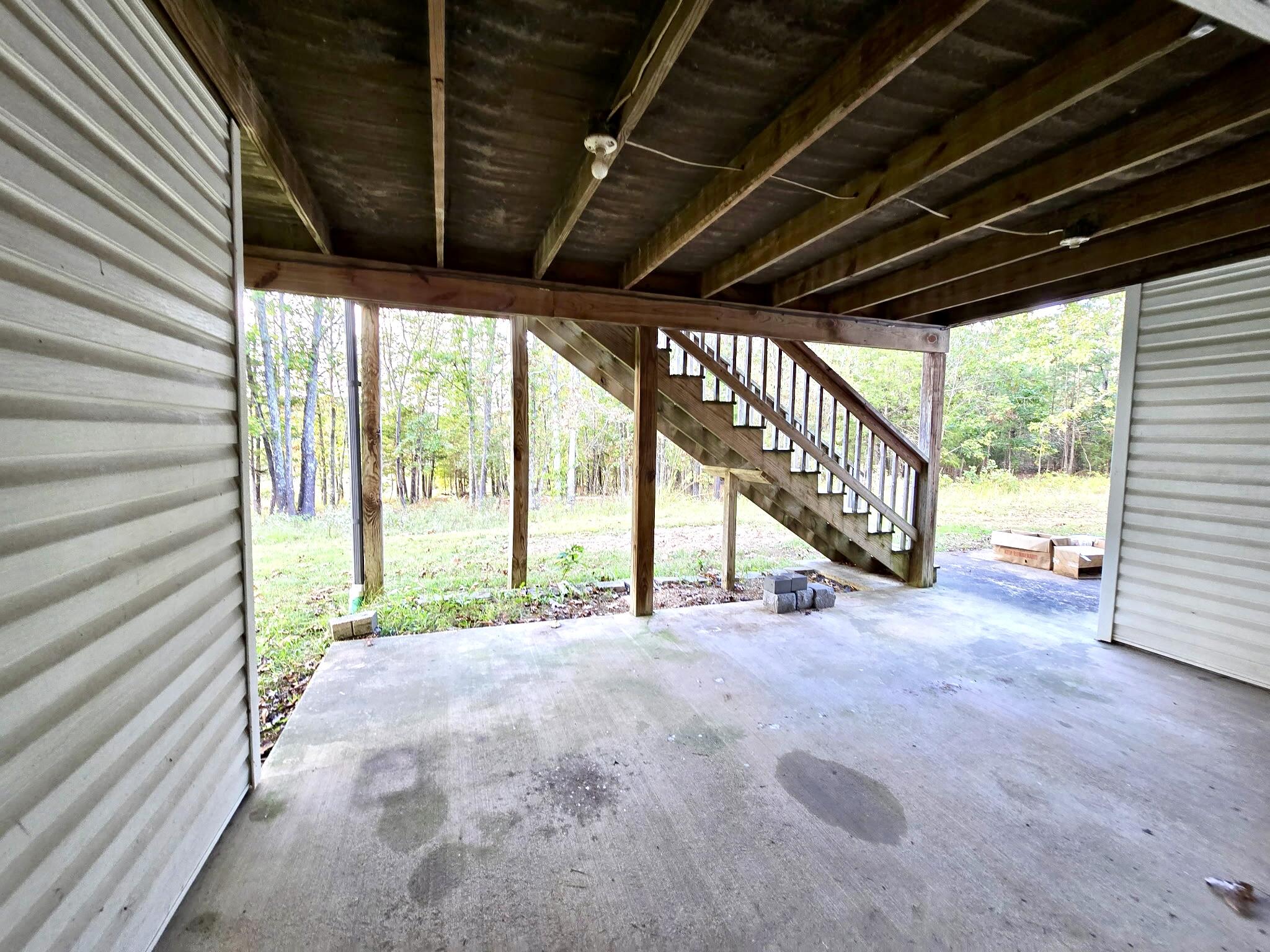 main property photo 35