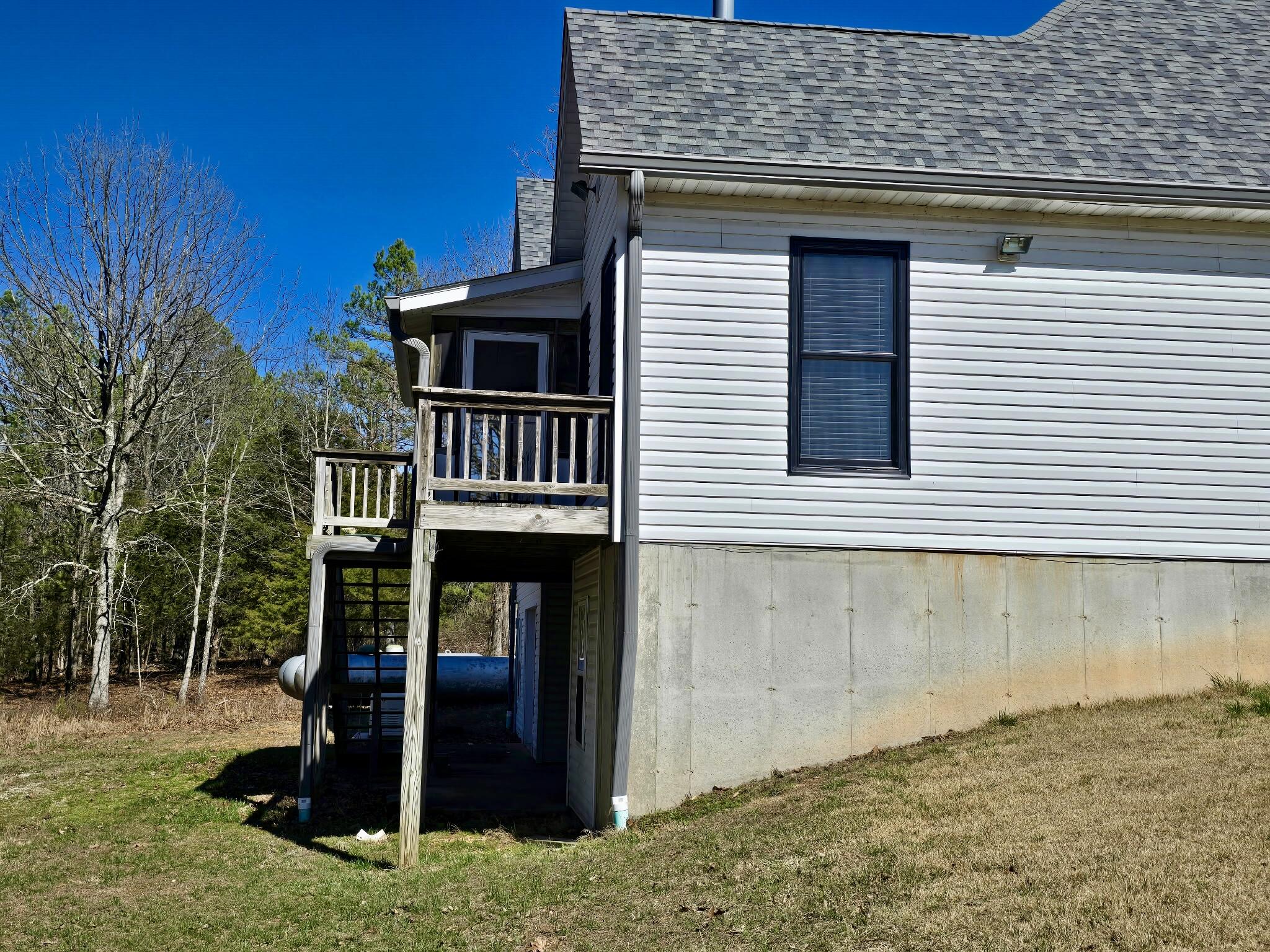 main property photo 40