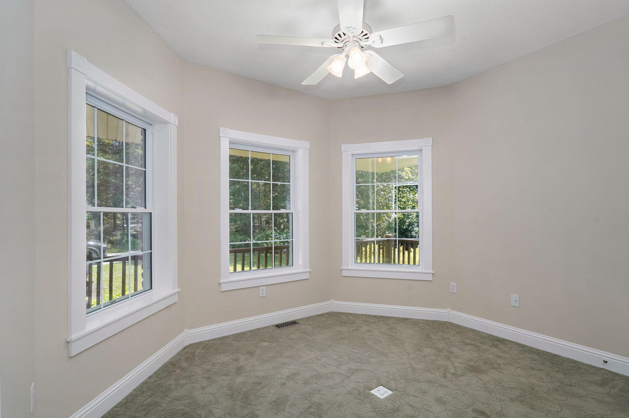 property viewer photo 11