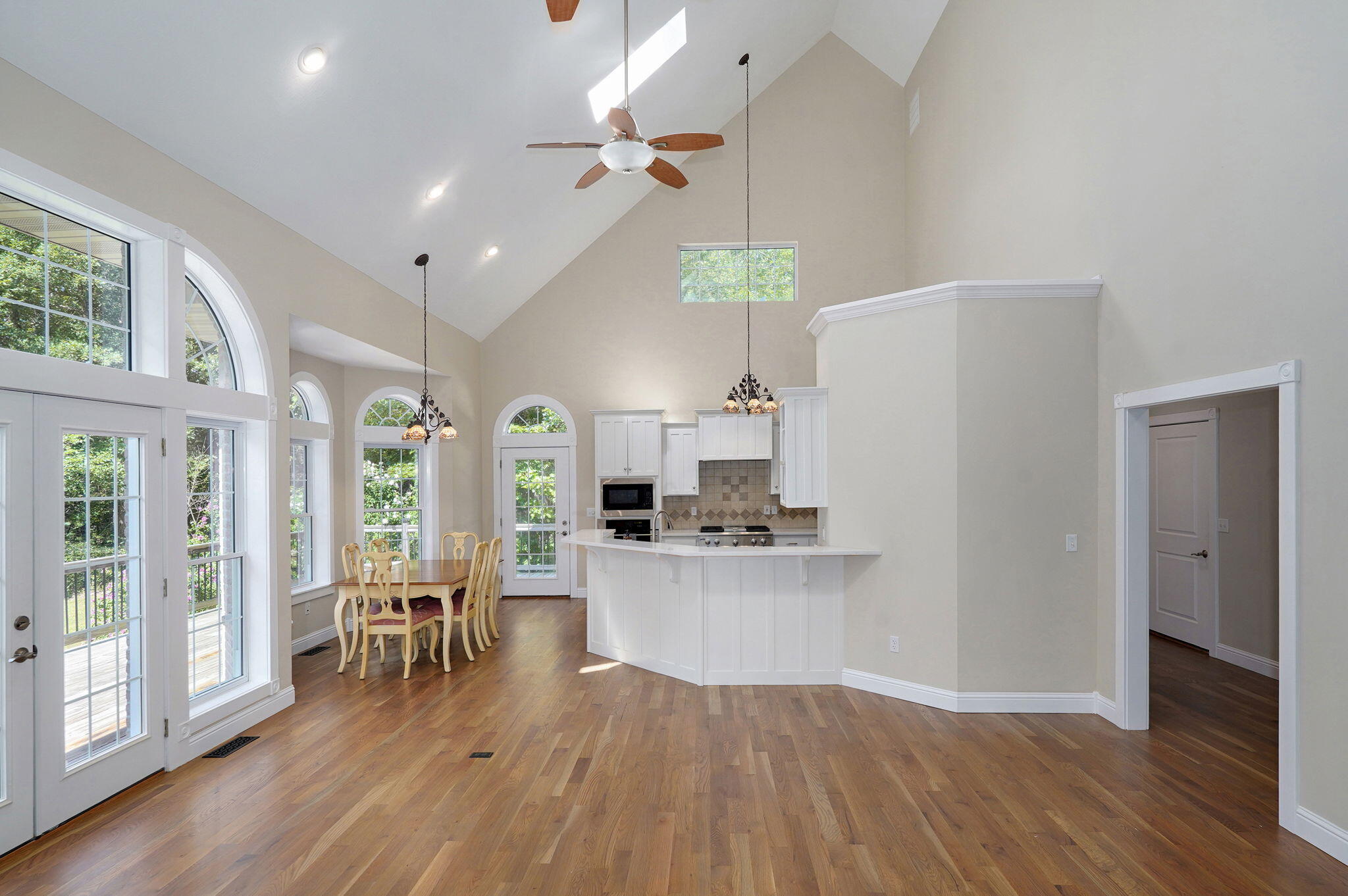 property viewer photo 17
