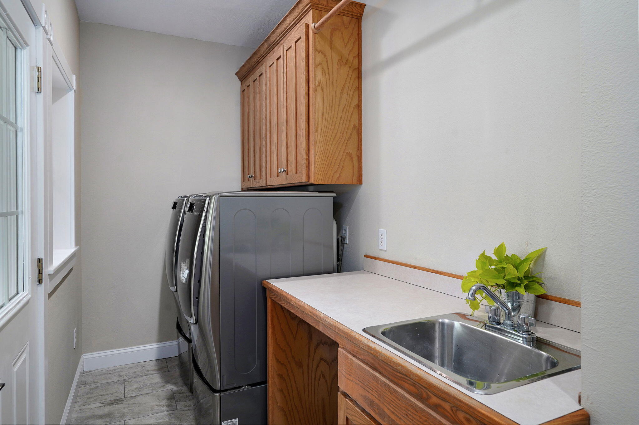 property viewer photo 26